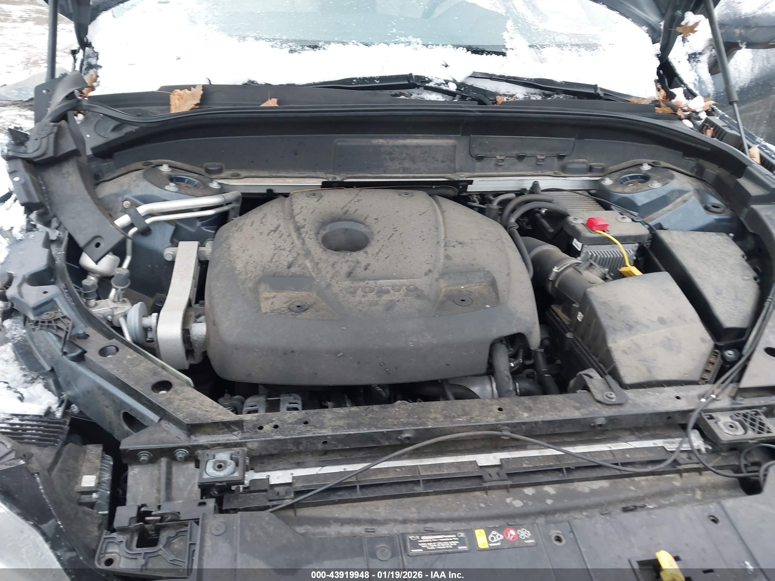 VOLVO XC60 image 10