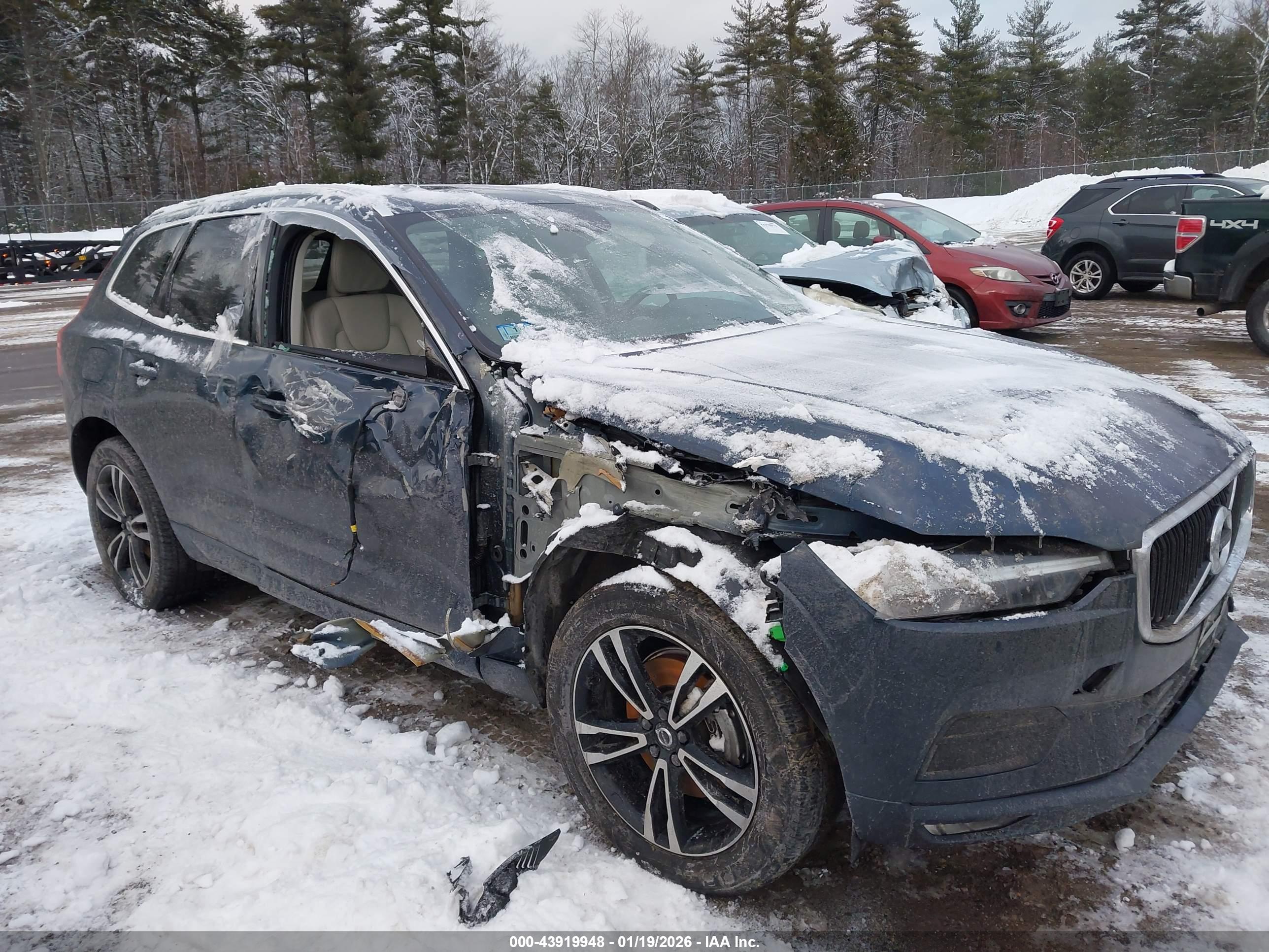 VOLVO XC60 image 6