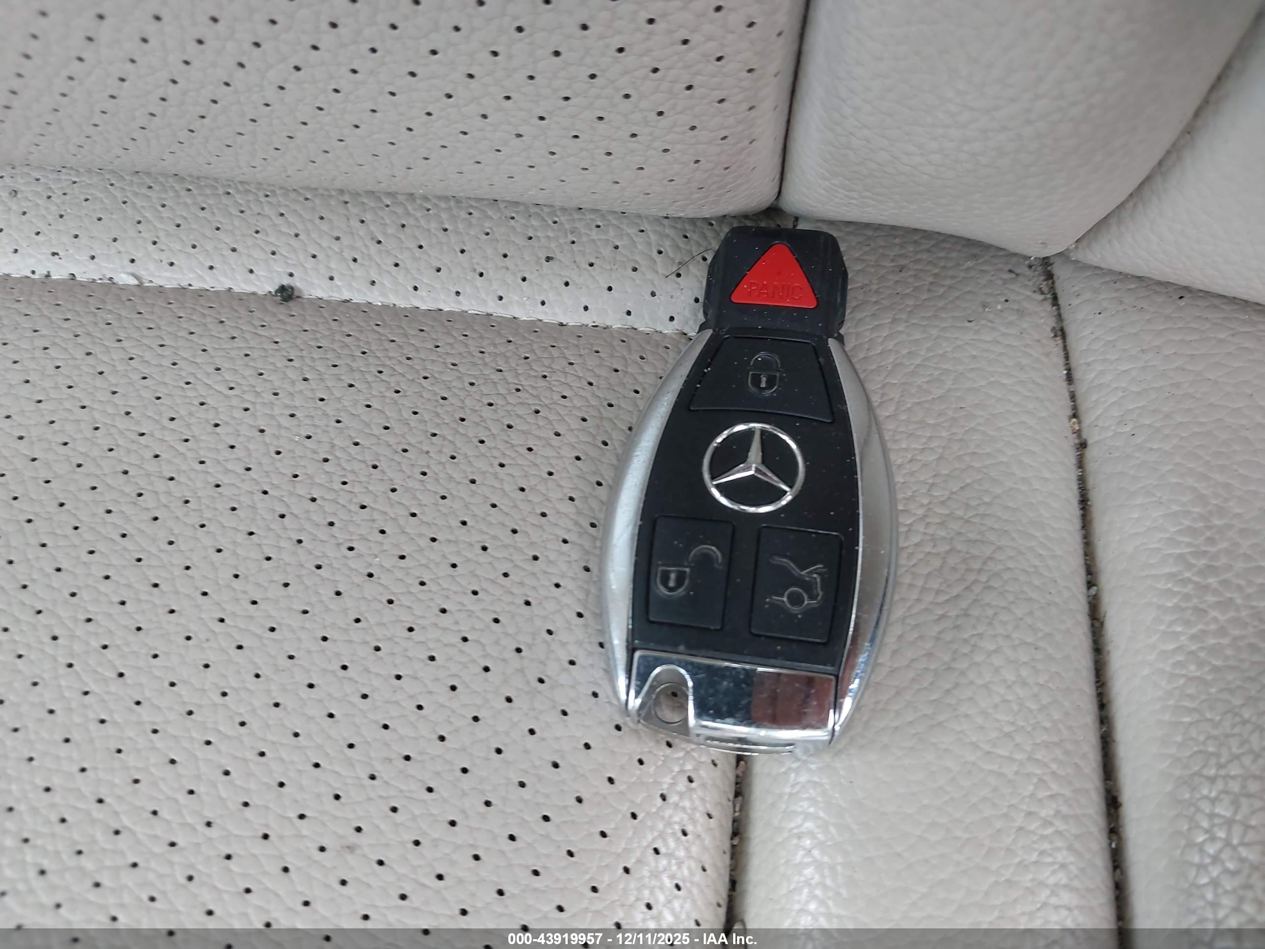 MERCEDES-BENZ C image 11