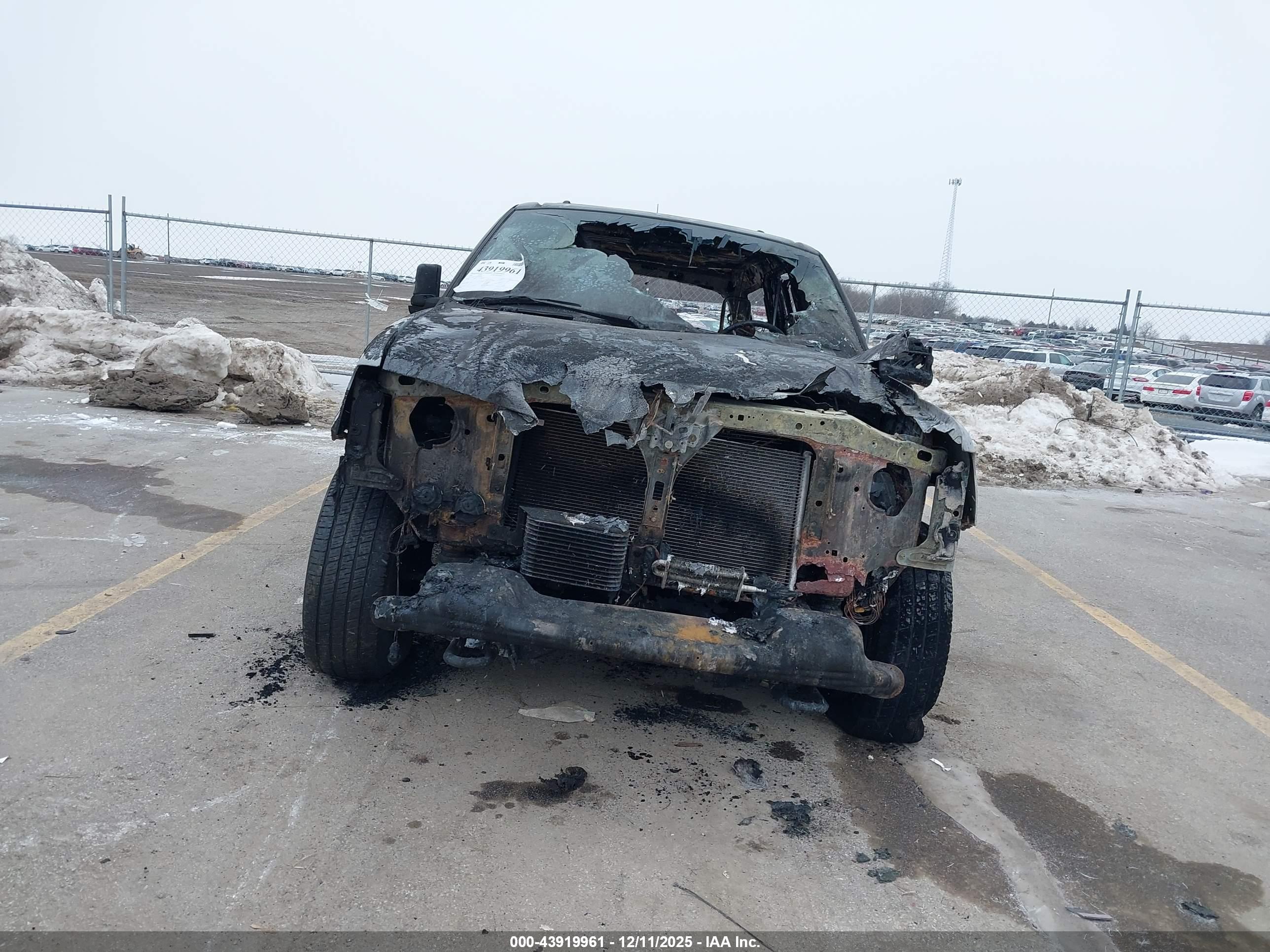 FORD EXPEDITION image 6