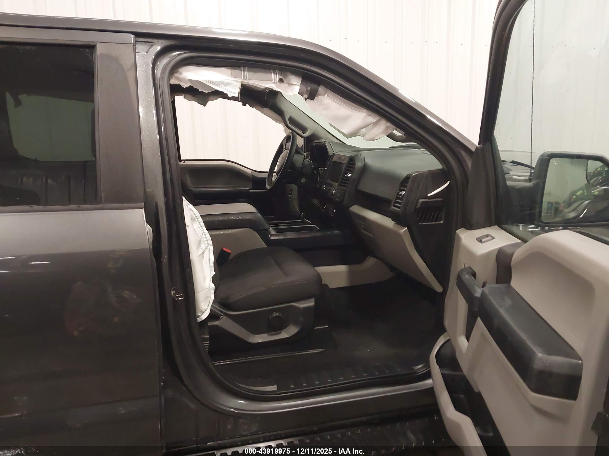 FORD F-150 image 5