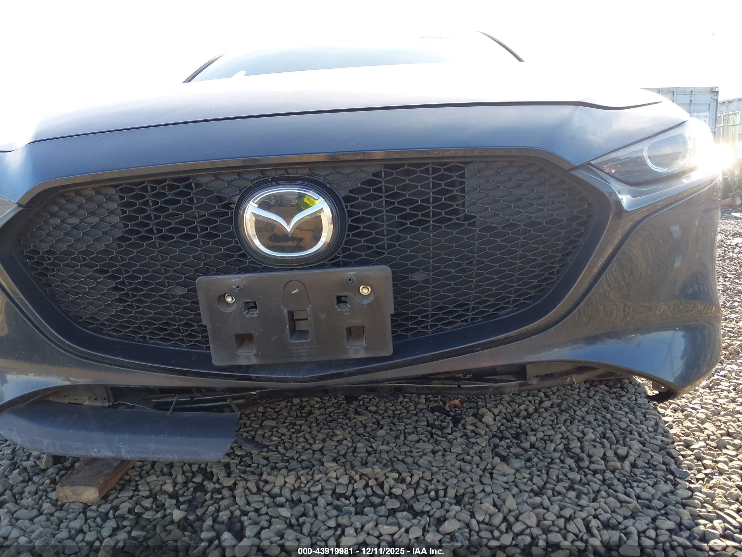 MAZDA MAZDA3 image 6