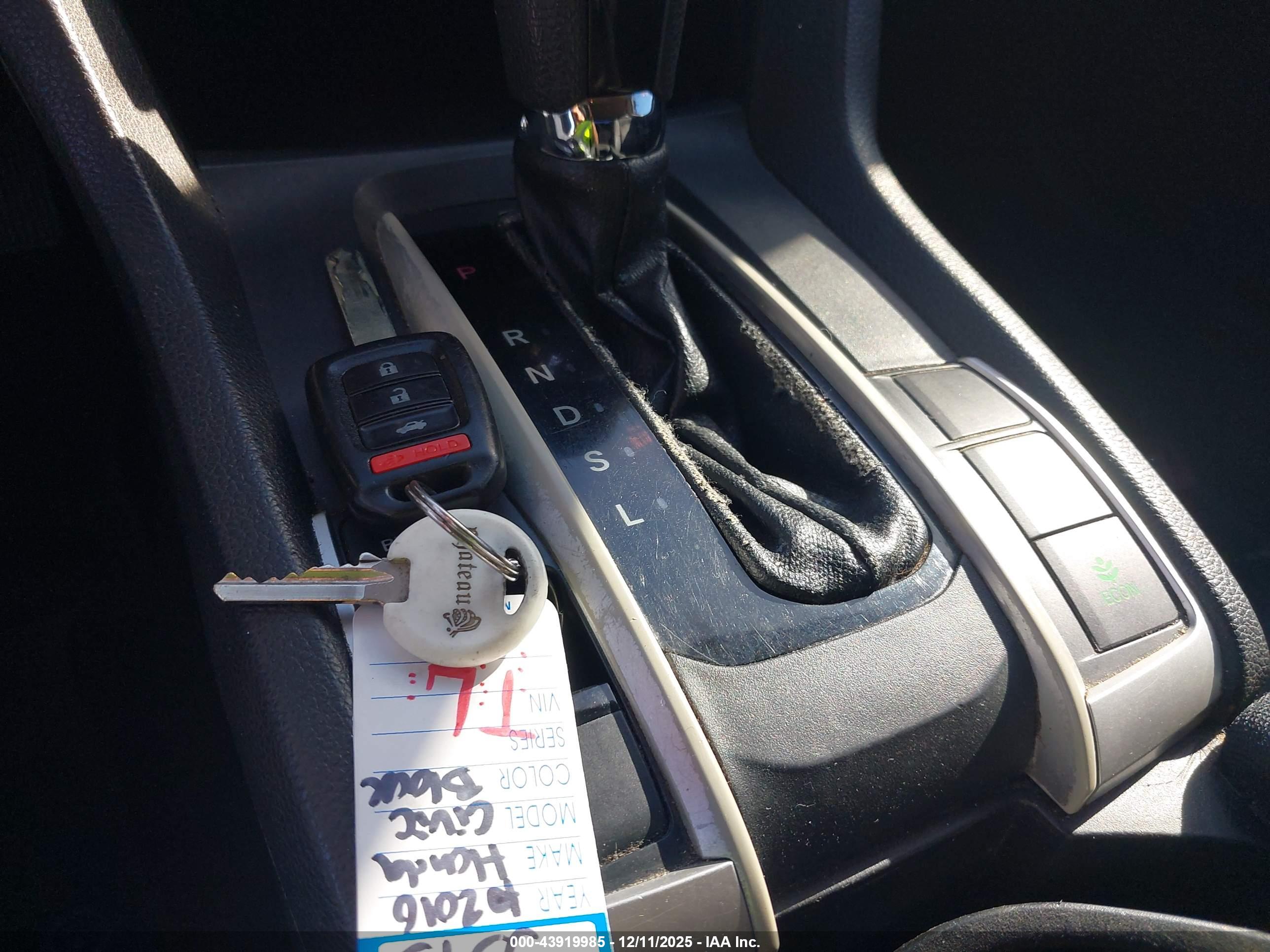 HONDA CIVIC image 11