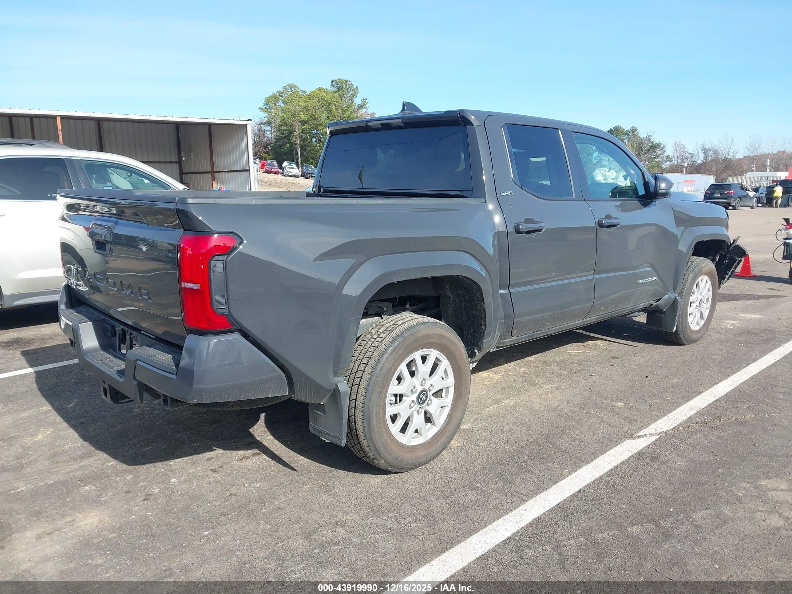 TOYOTA TACOMA image 4