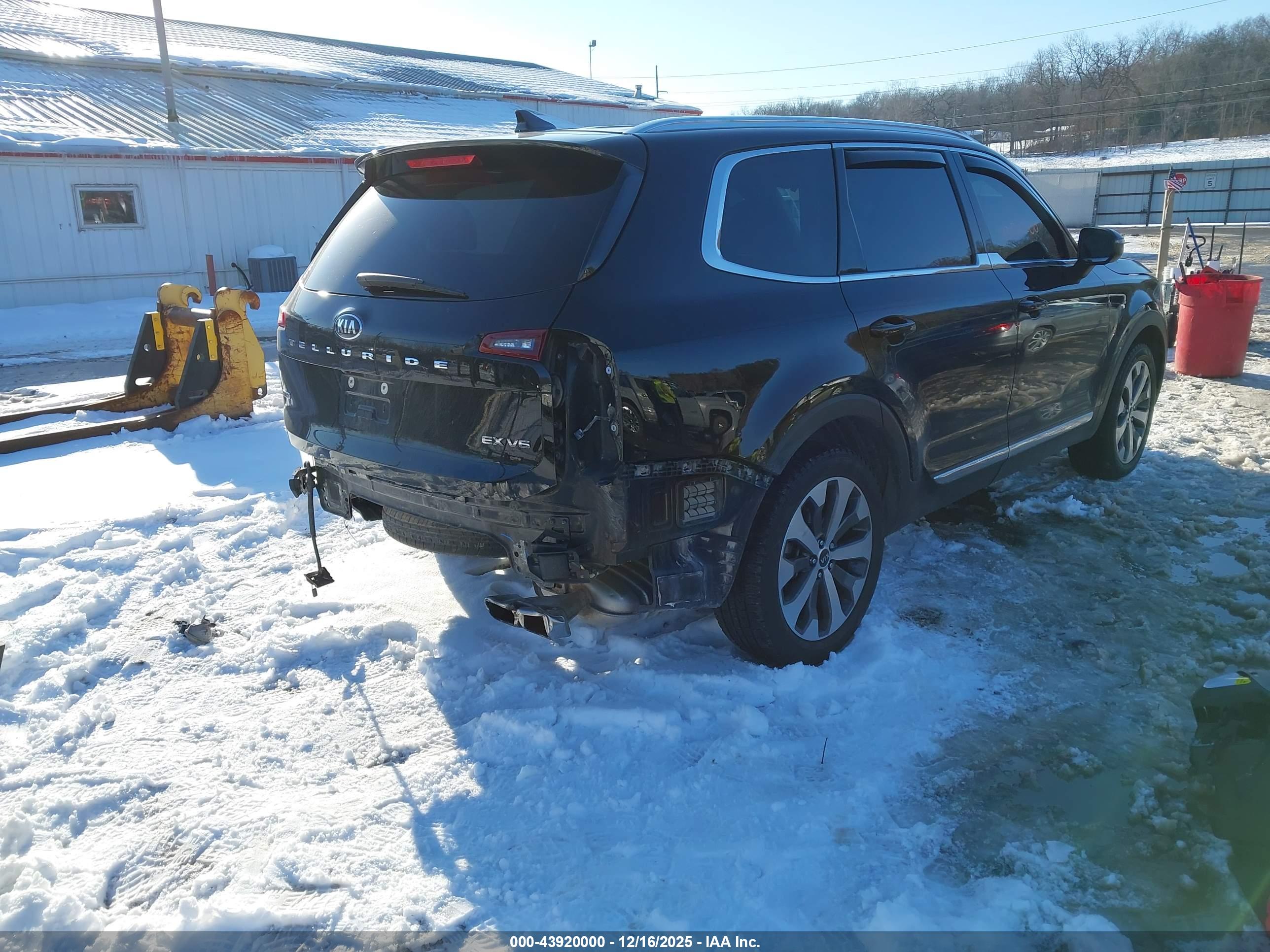 KIA TELLURIDE image 4