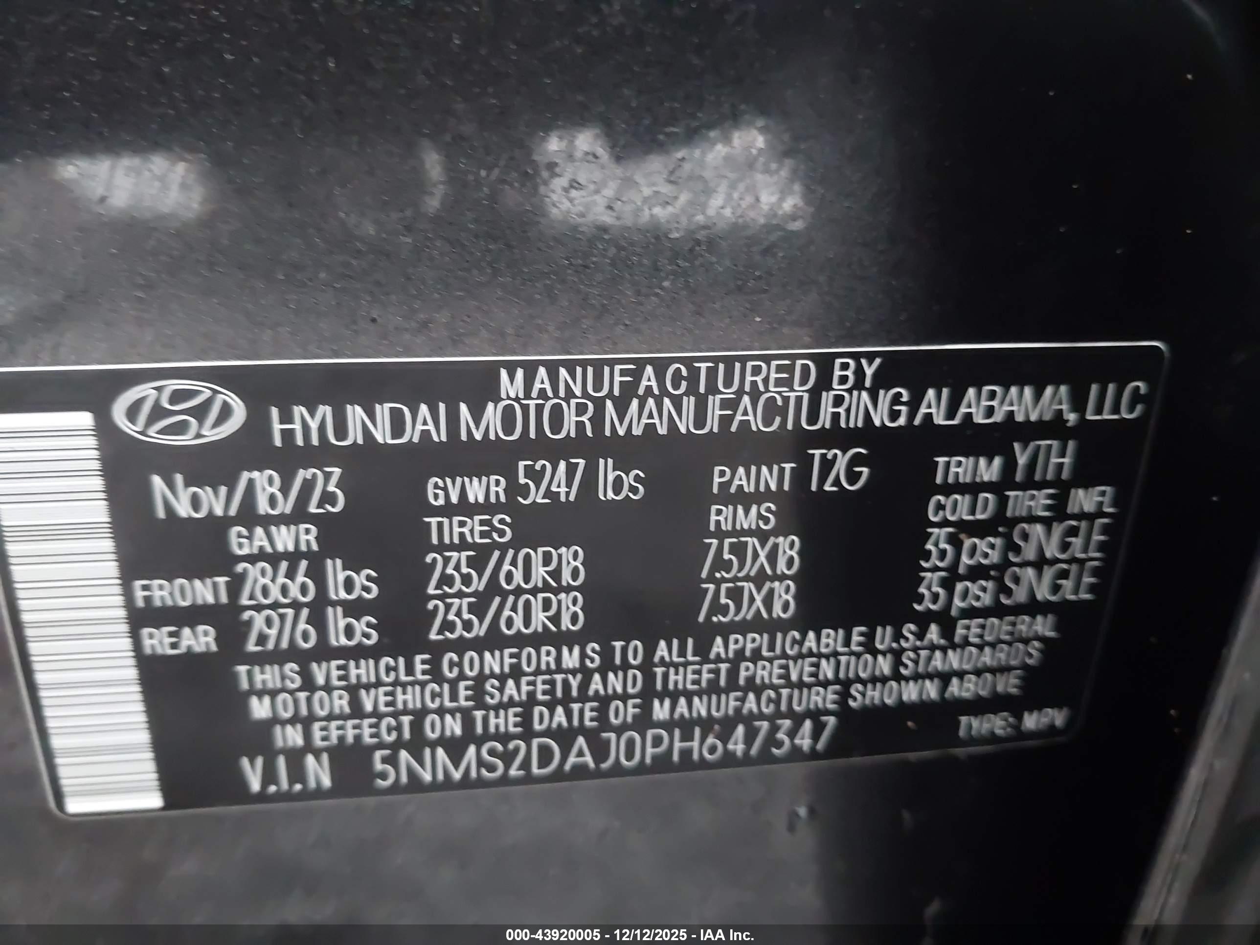 HYUNDAI SANTA image 9