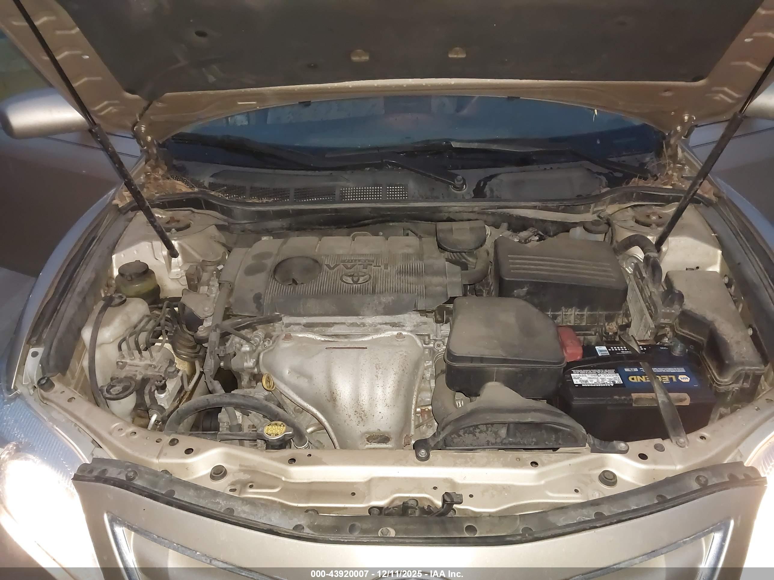 TOYOTA CAMRY image 10