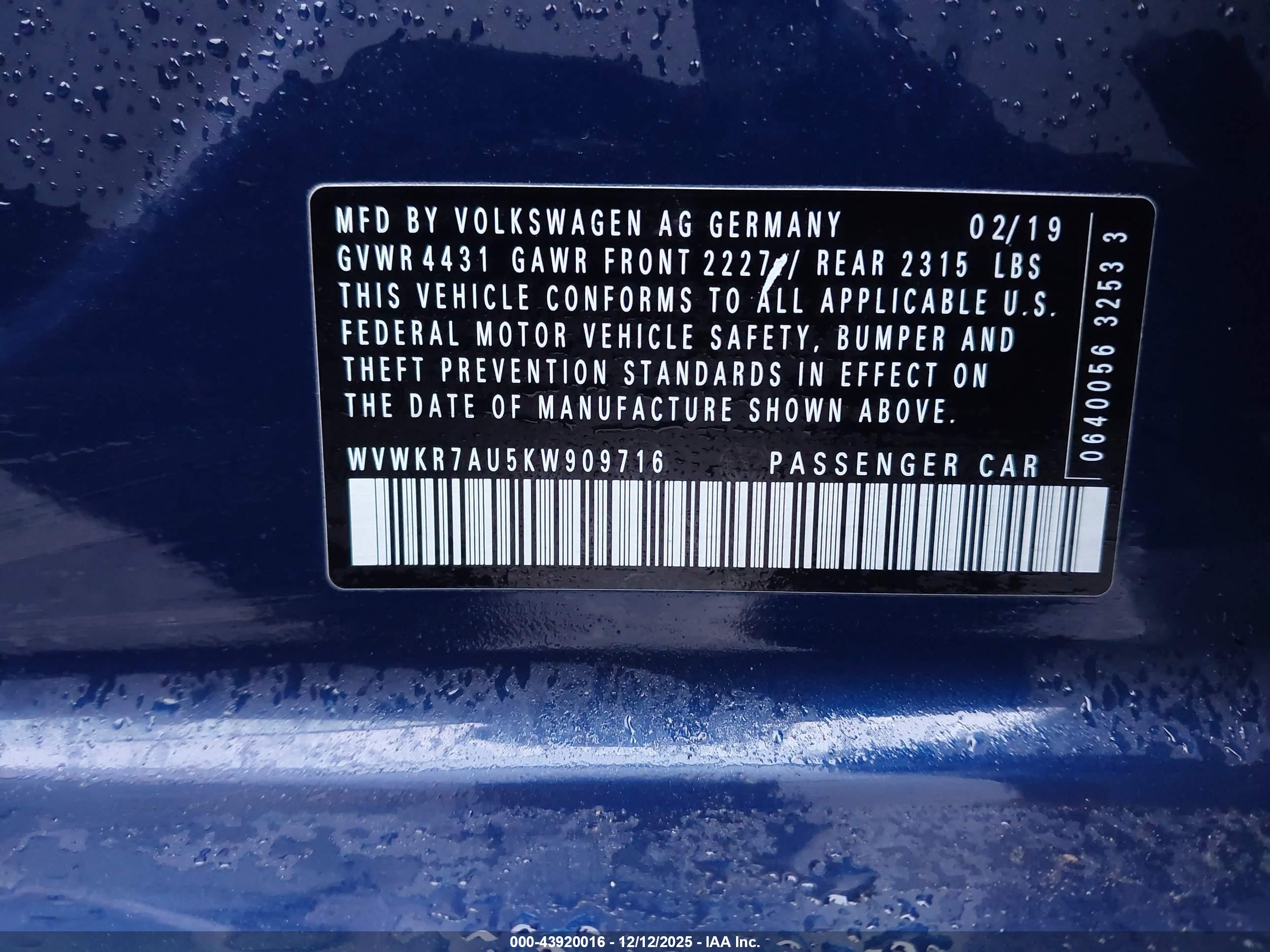 VOLKSWAGEN E-GOLF image 9
