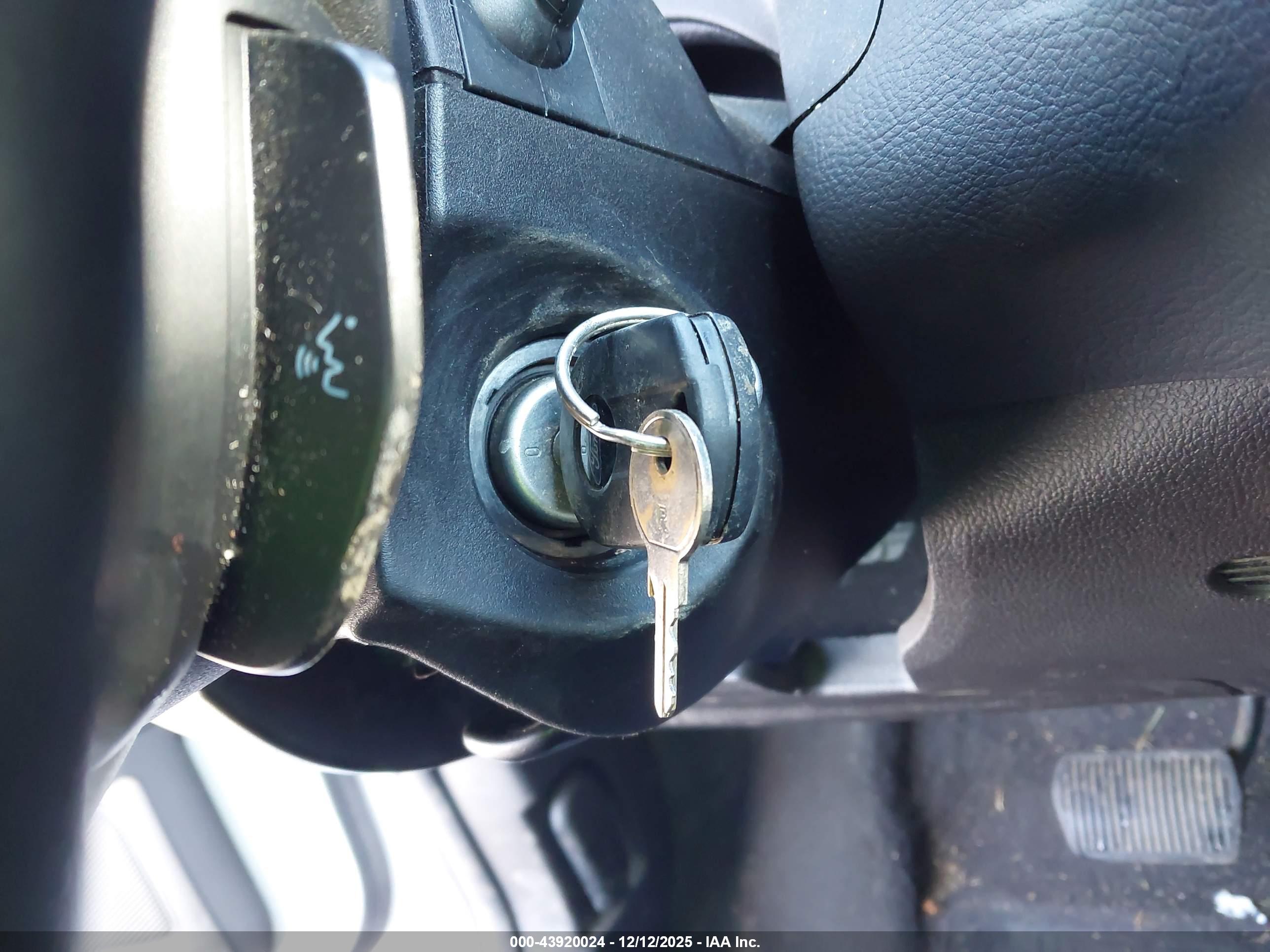 FORD FOCUS image 11