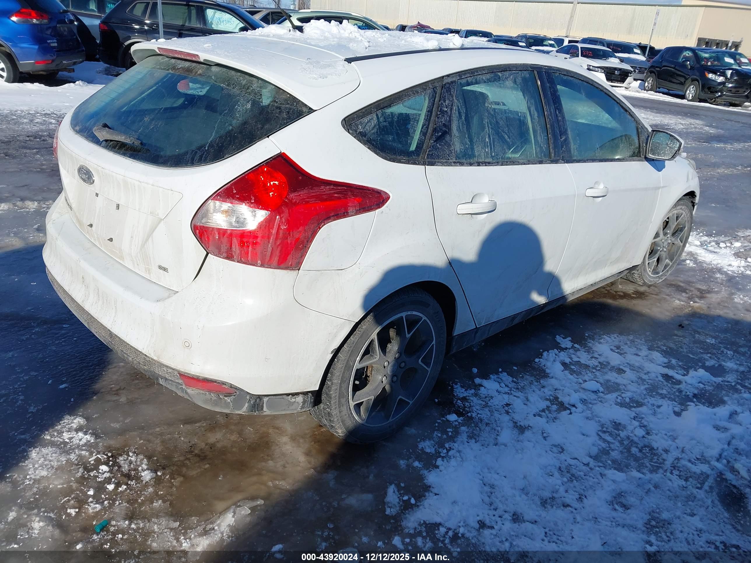 FORD FOCUS image 4