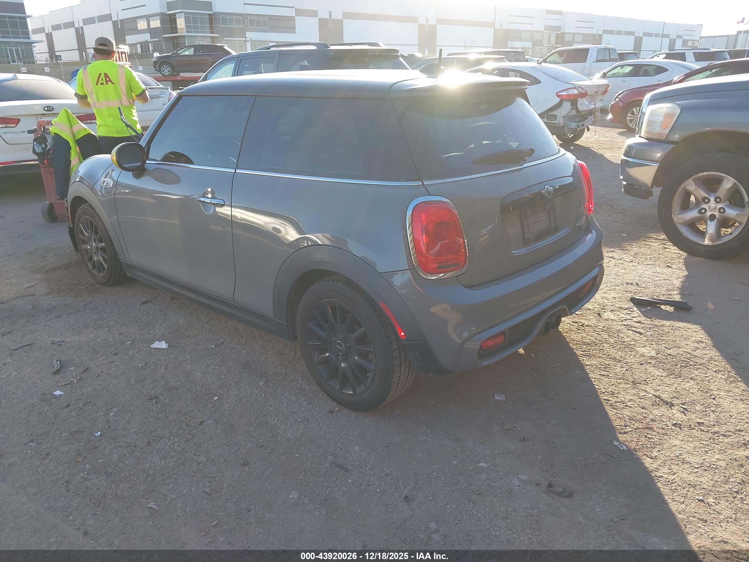 MINI HARDTOP image 3