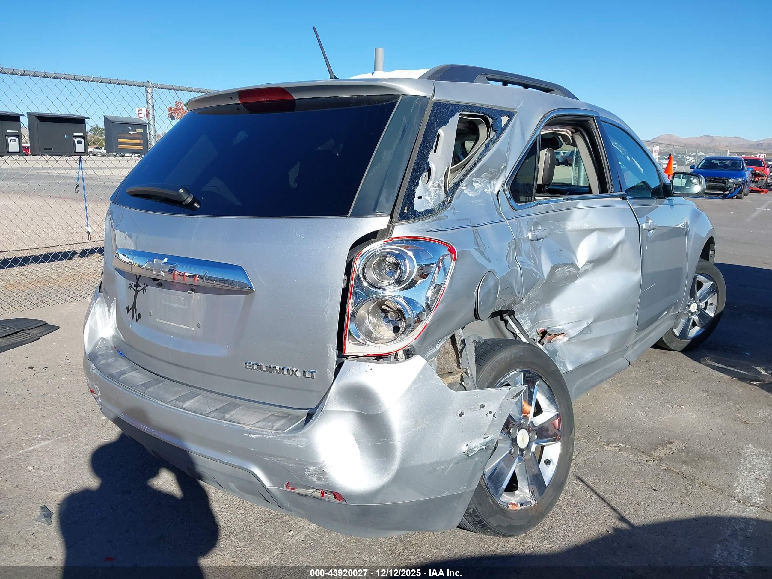 CHEVROLET EQUINOX image 4