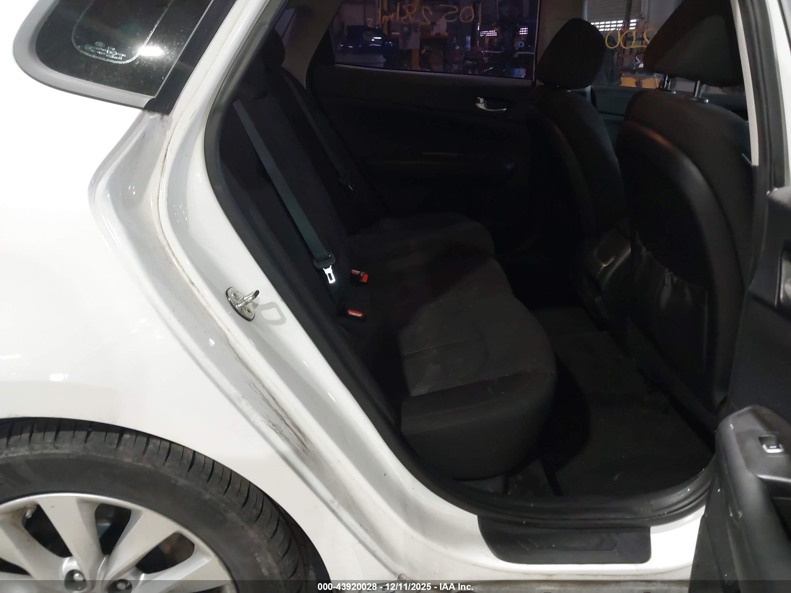KIA OPTIMA image 8