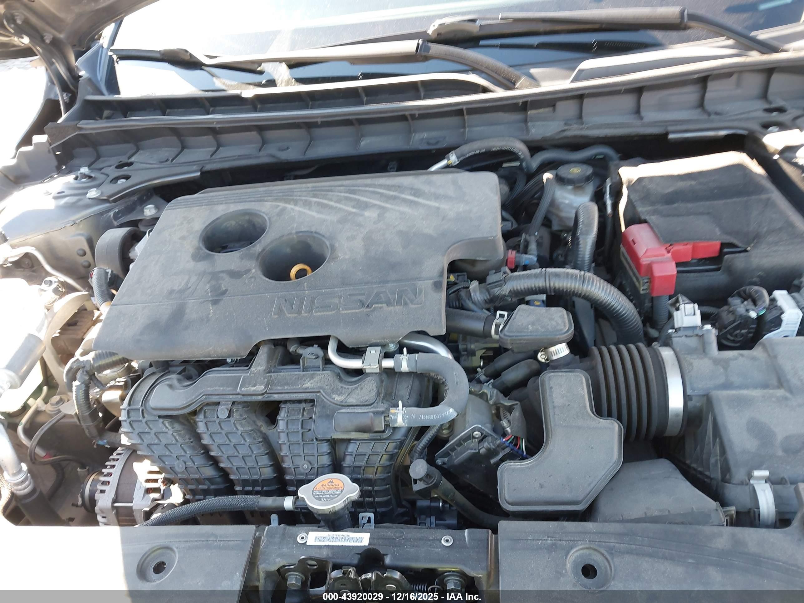 NISSAN ALTIMA image 10
