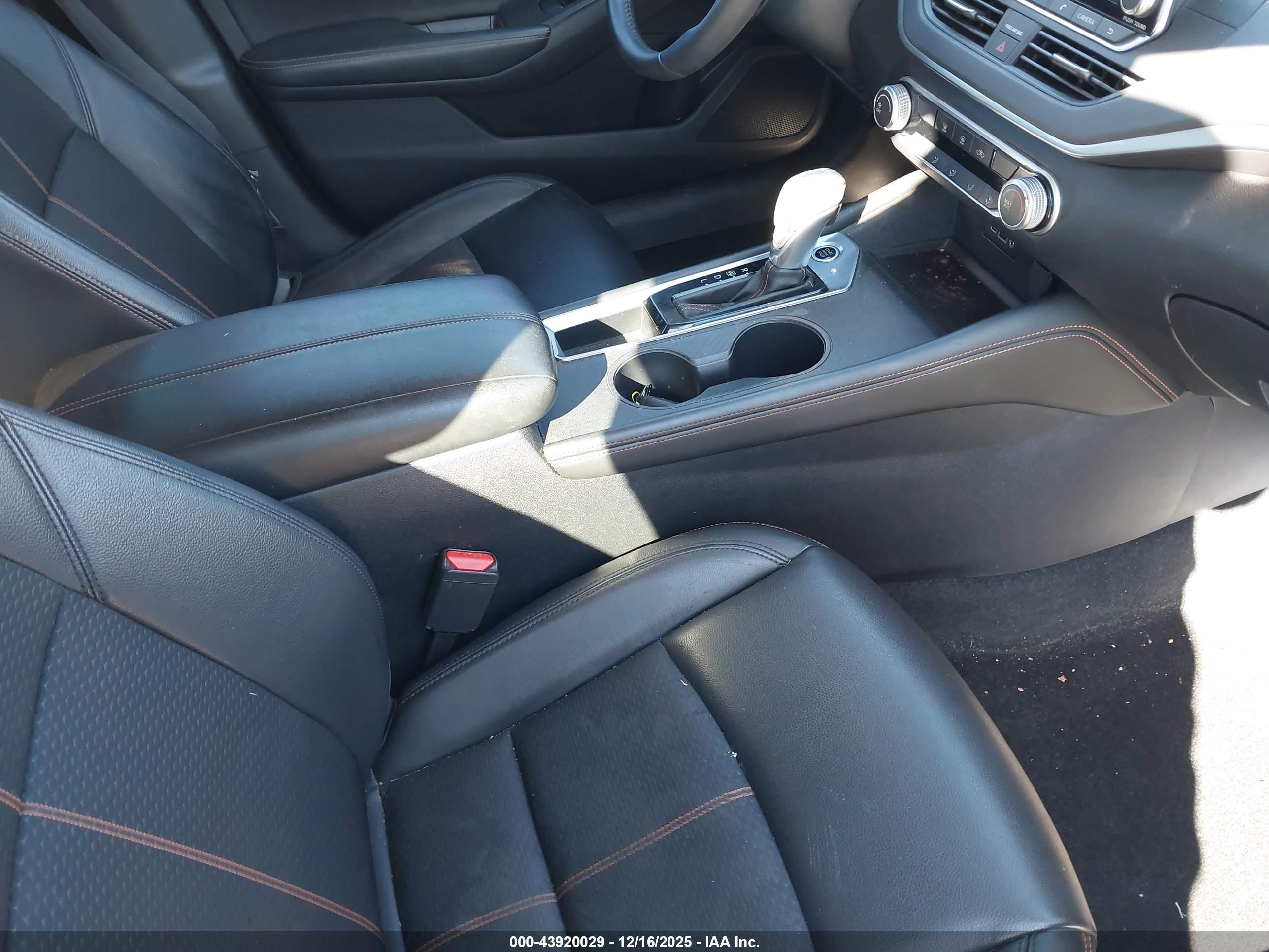 NISSAN ALTIMA image 5