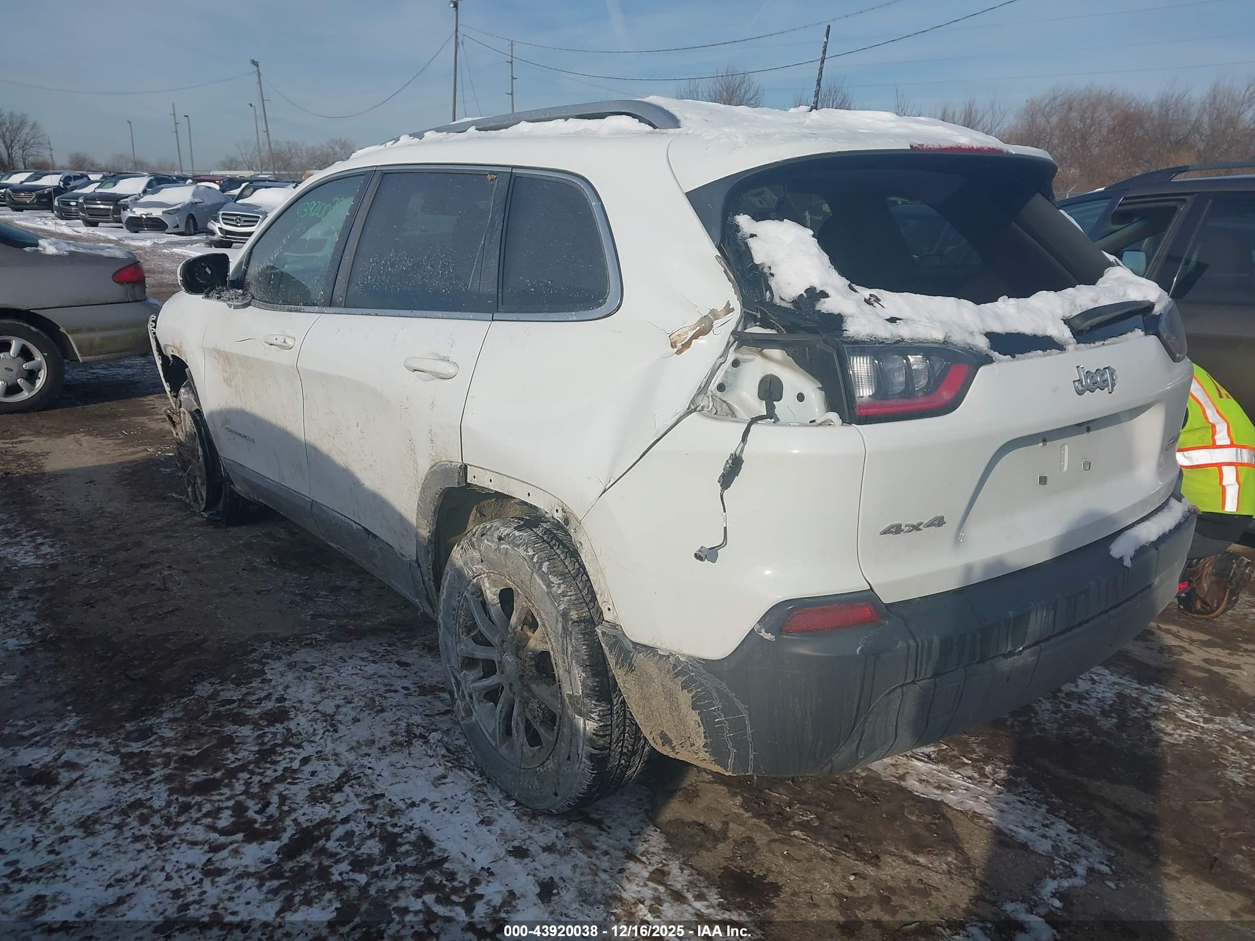 JEEP CHEROKEE image 3