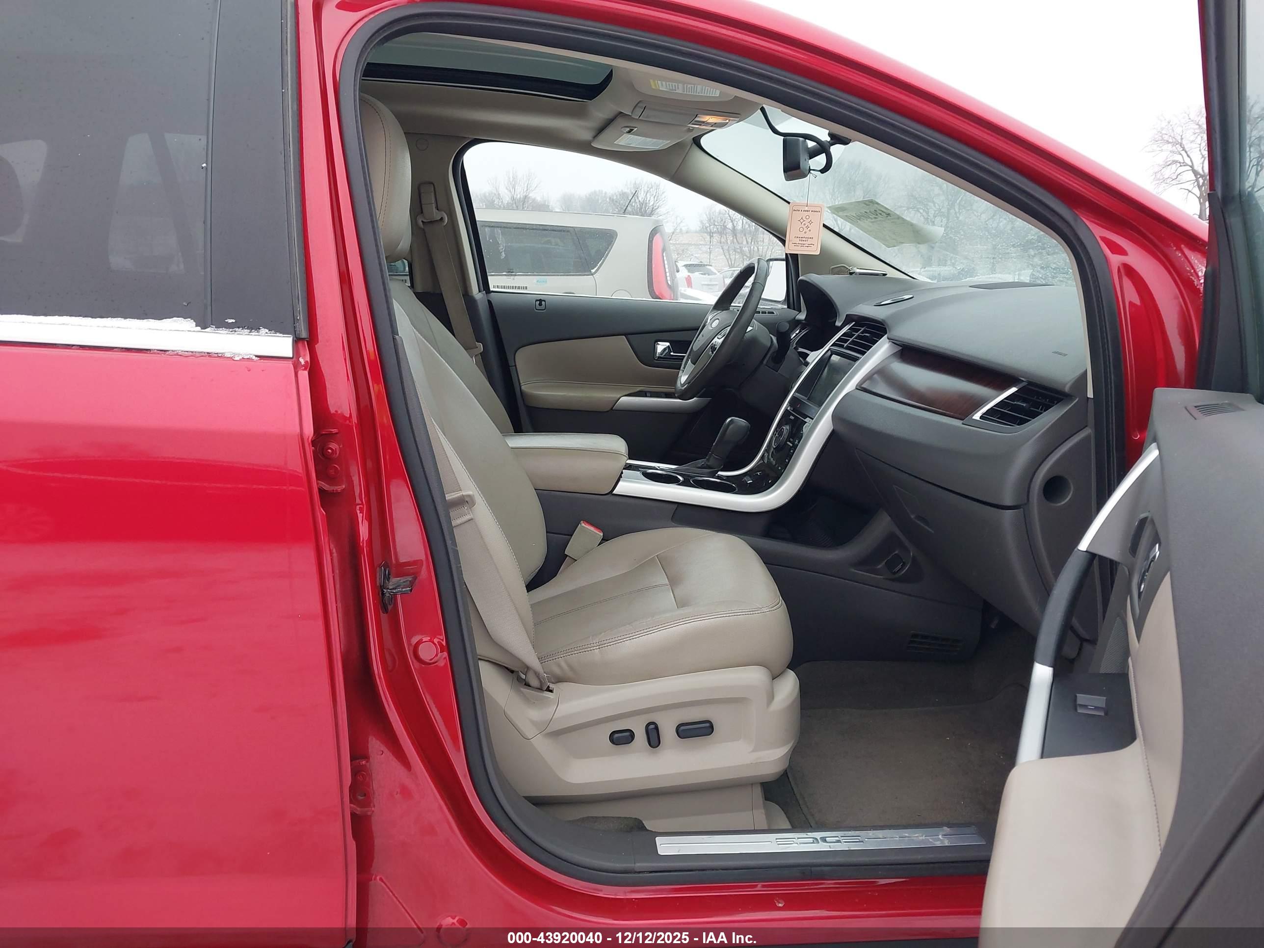 FORD EDGE image 5