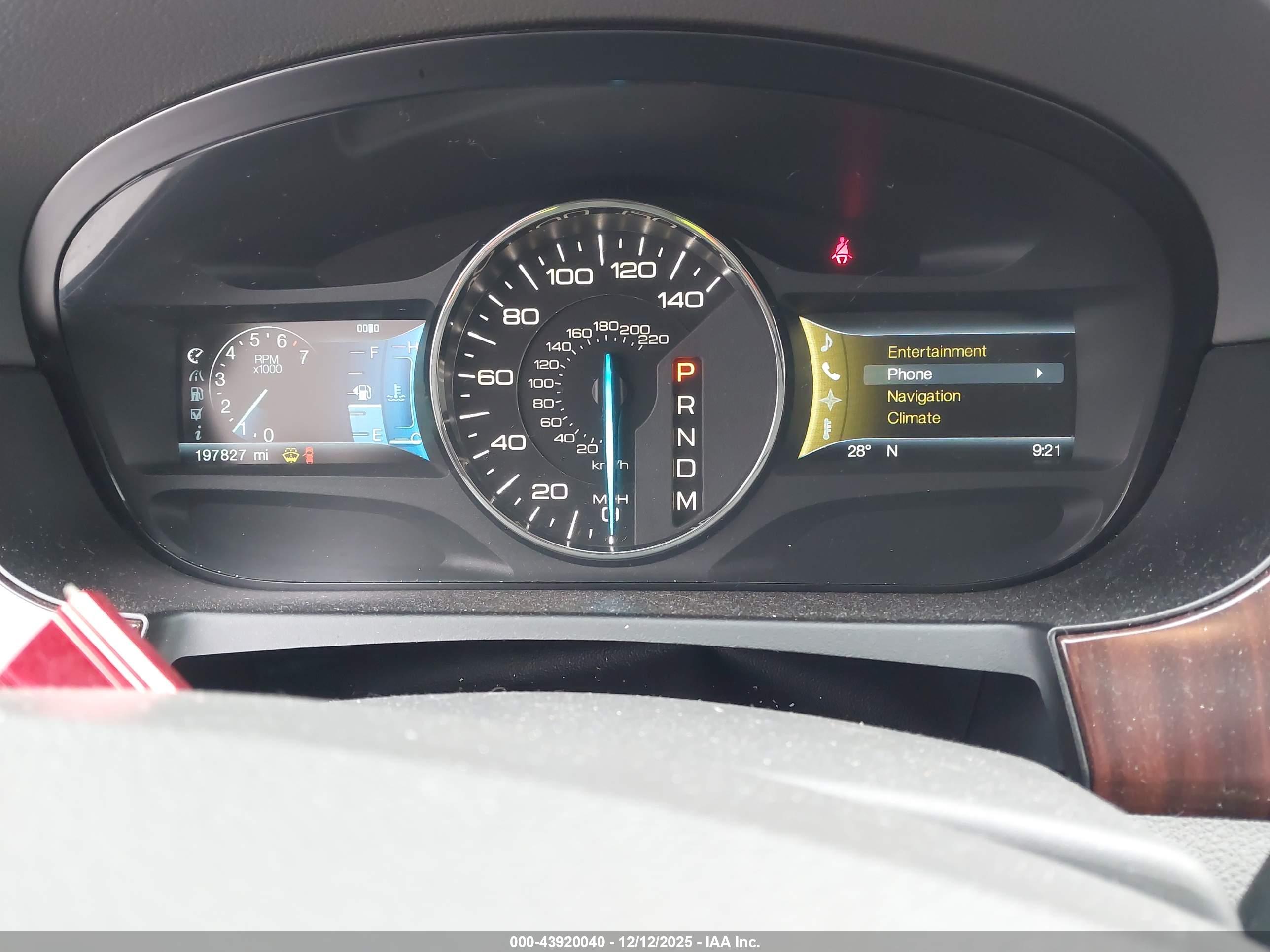 FORD EDGE image 7