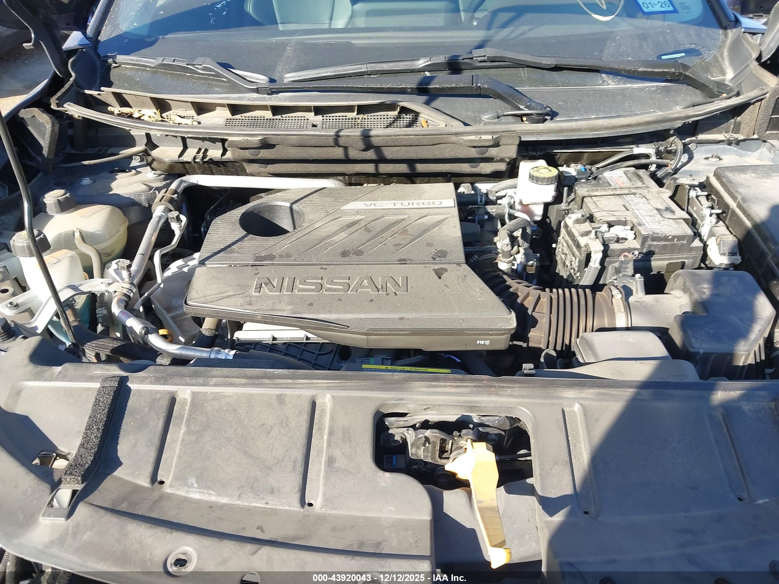 NISSAN ROGUE image 10