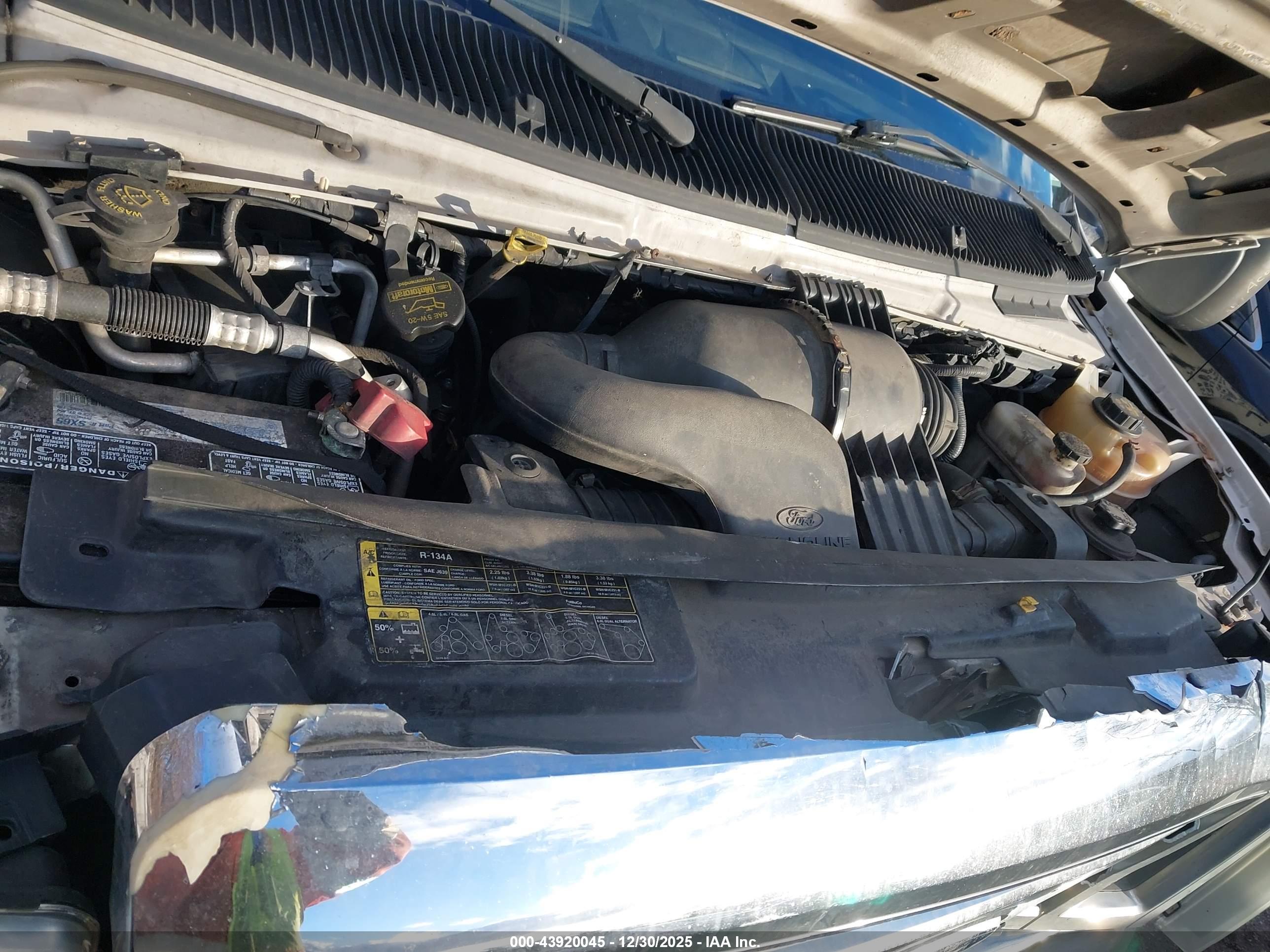 FORD E-250 image 10