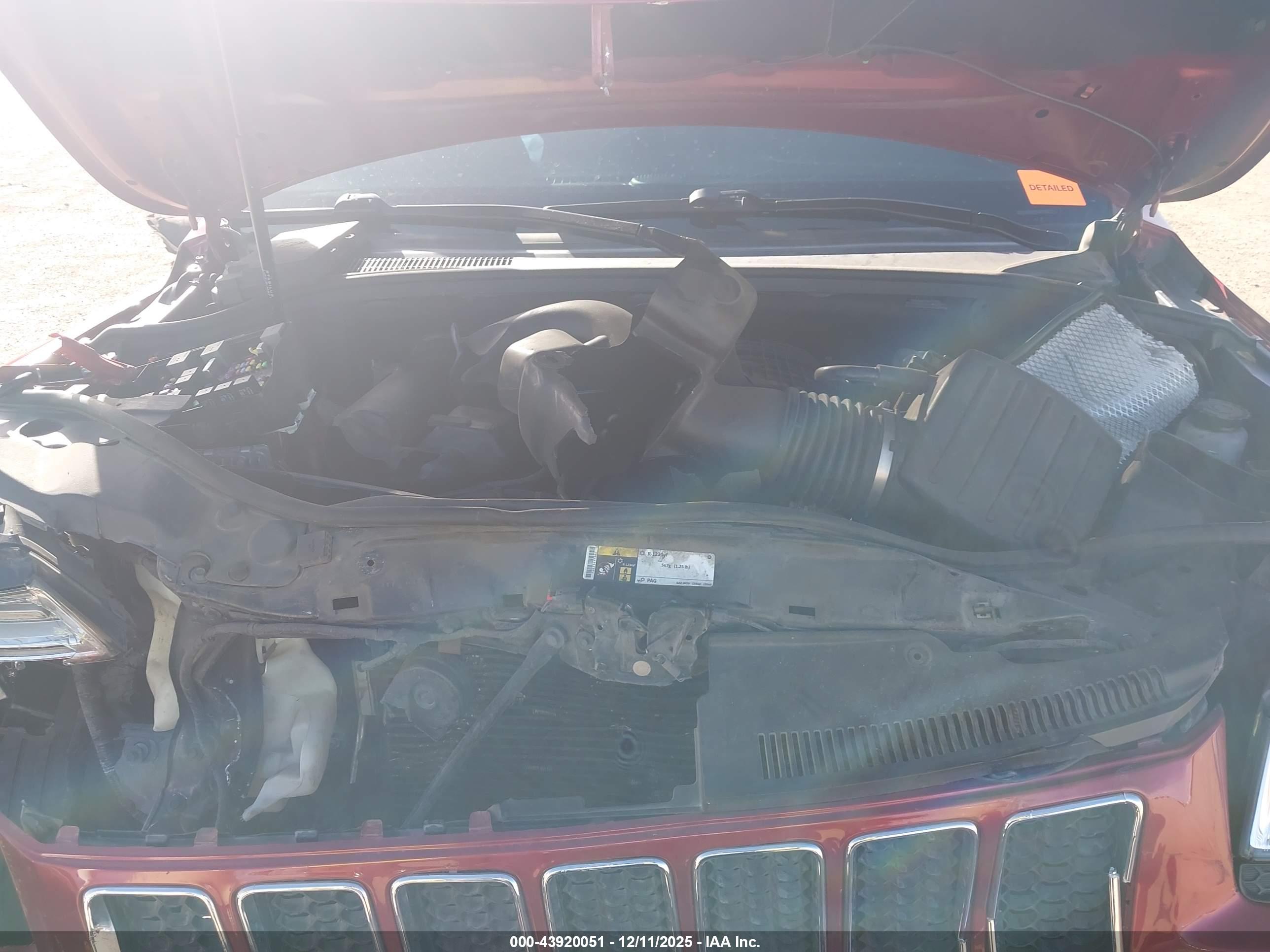 JEEP GRAND image 10