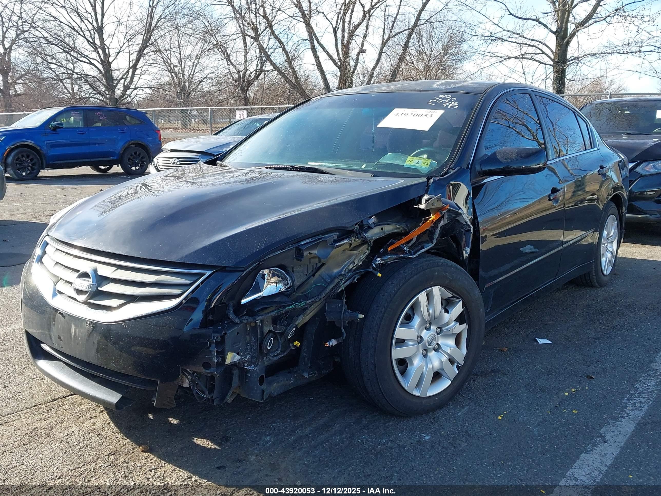 NISSAN ALTIMA image 2