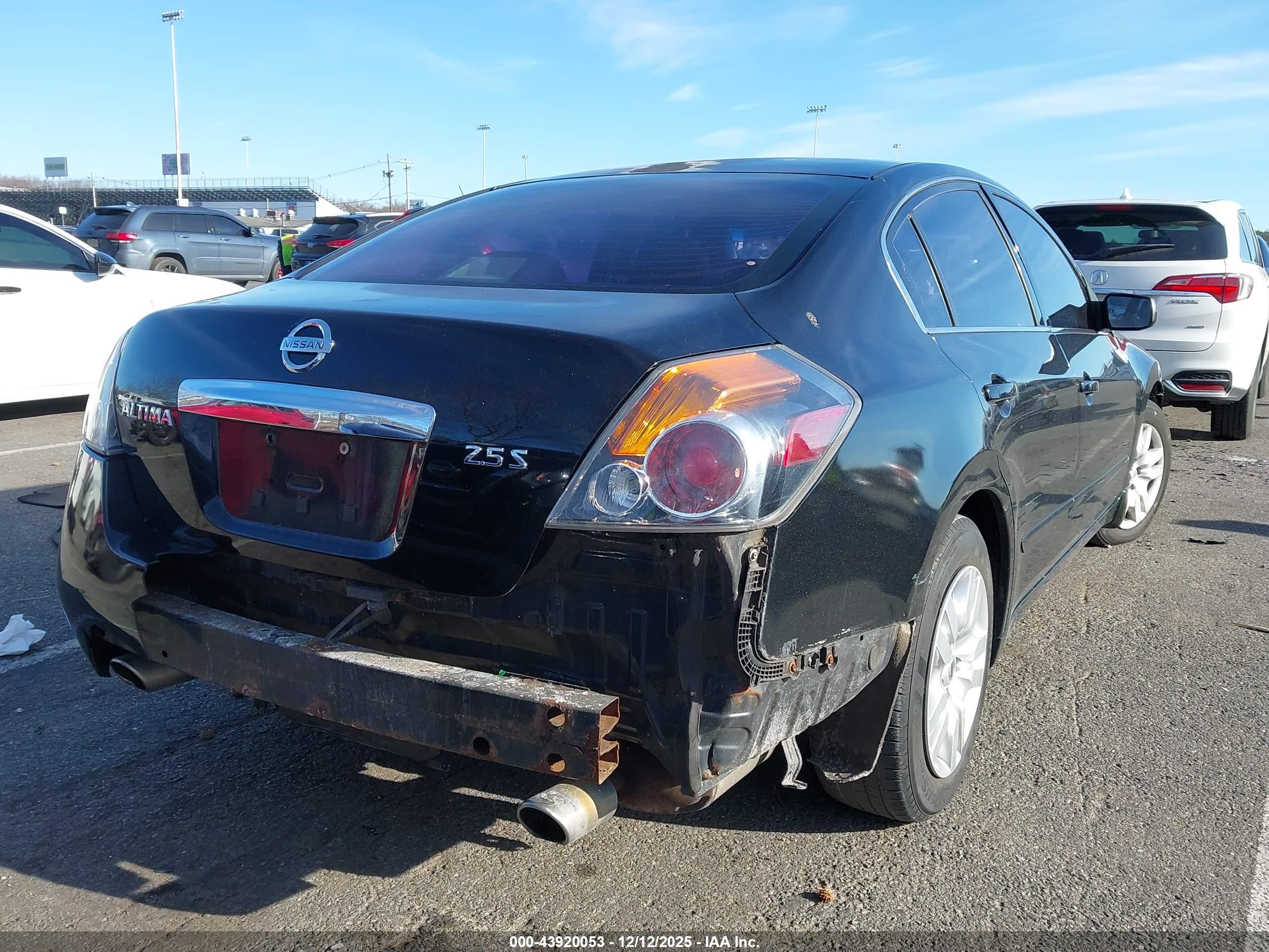 NISSAN ALTIMA image 4