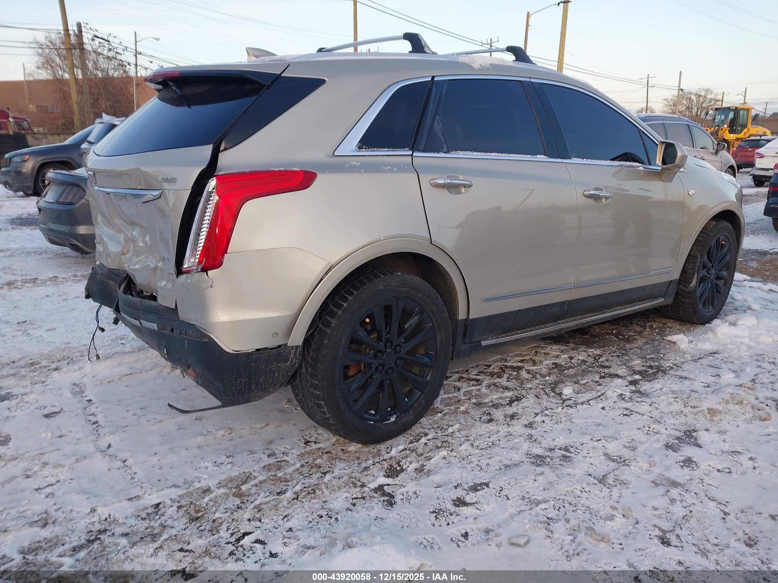 CADILLAC XT5 image 4