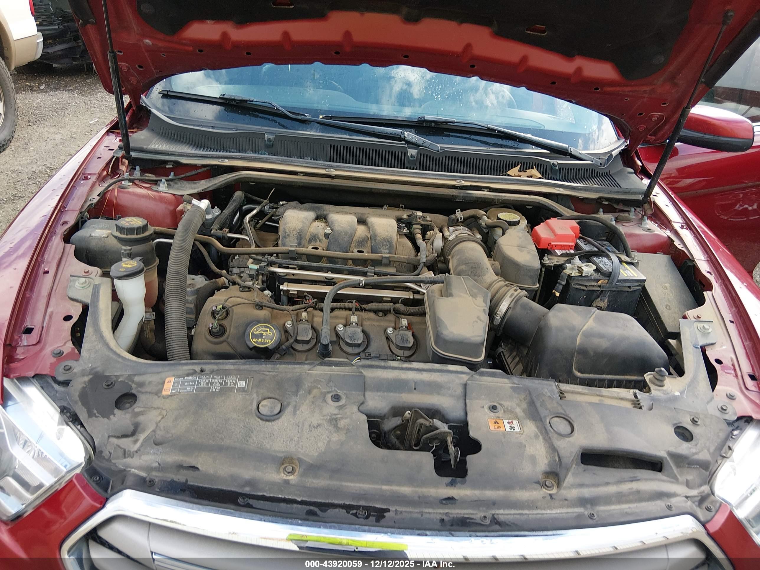 FORD TAURUS image 10