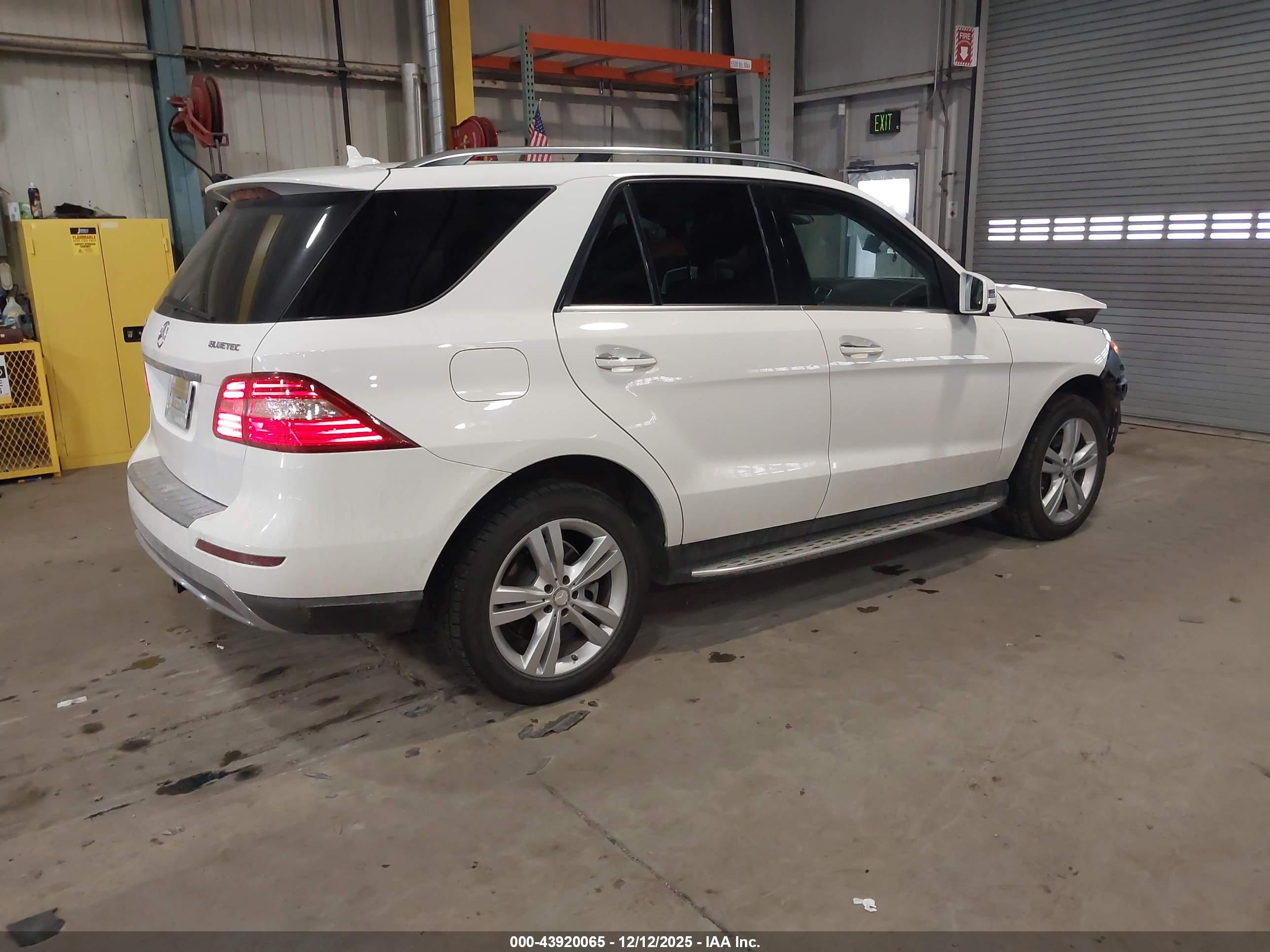 MERCEDES-BENZ ML image 4