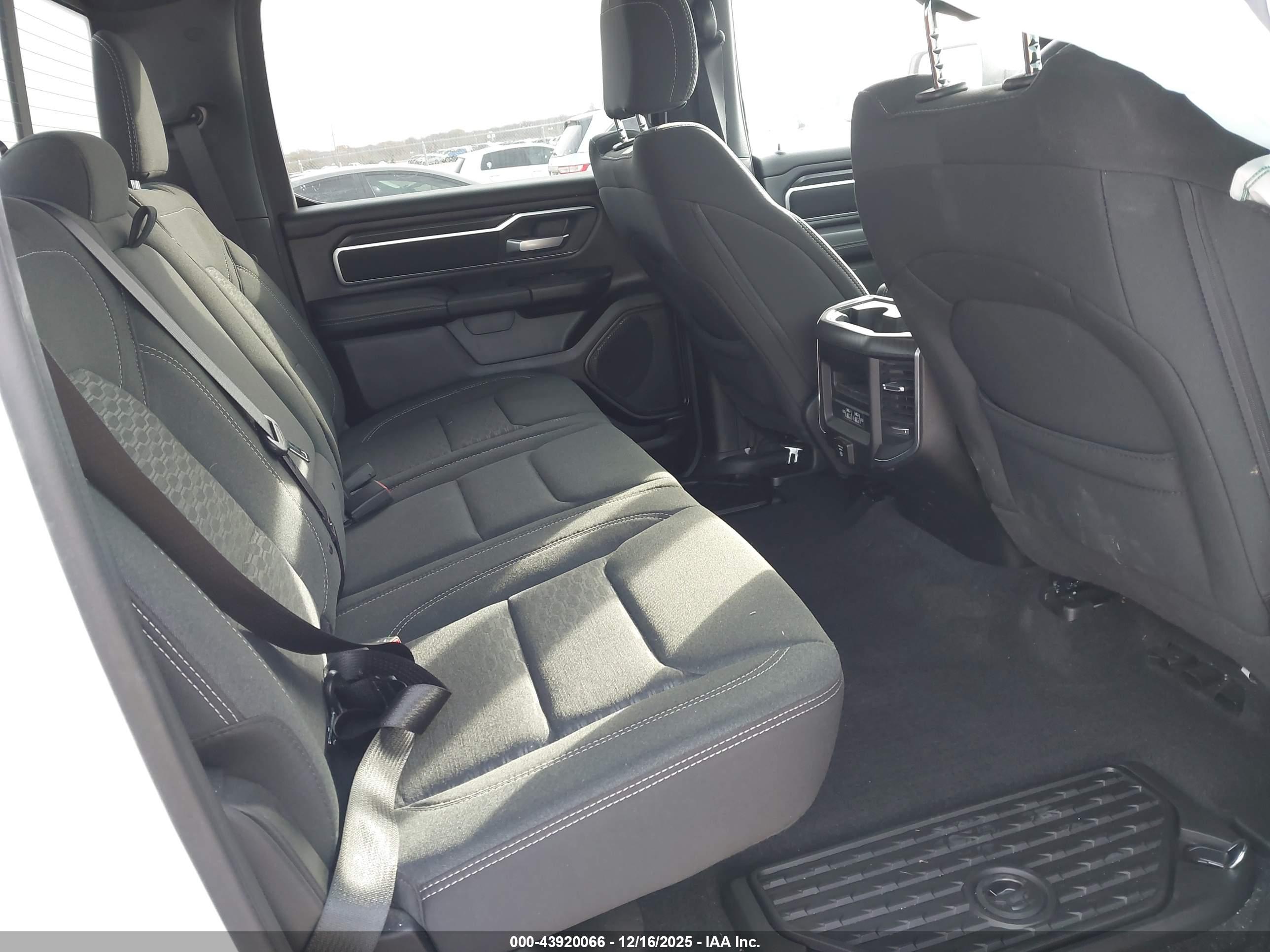 RAM 1500 image 8
