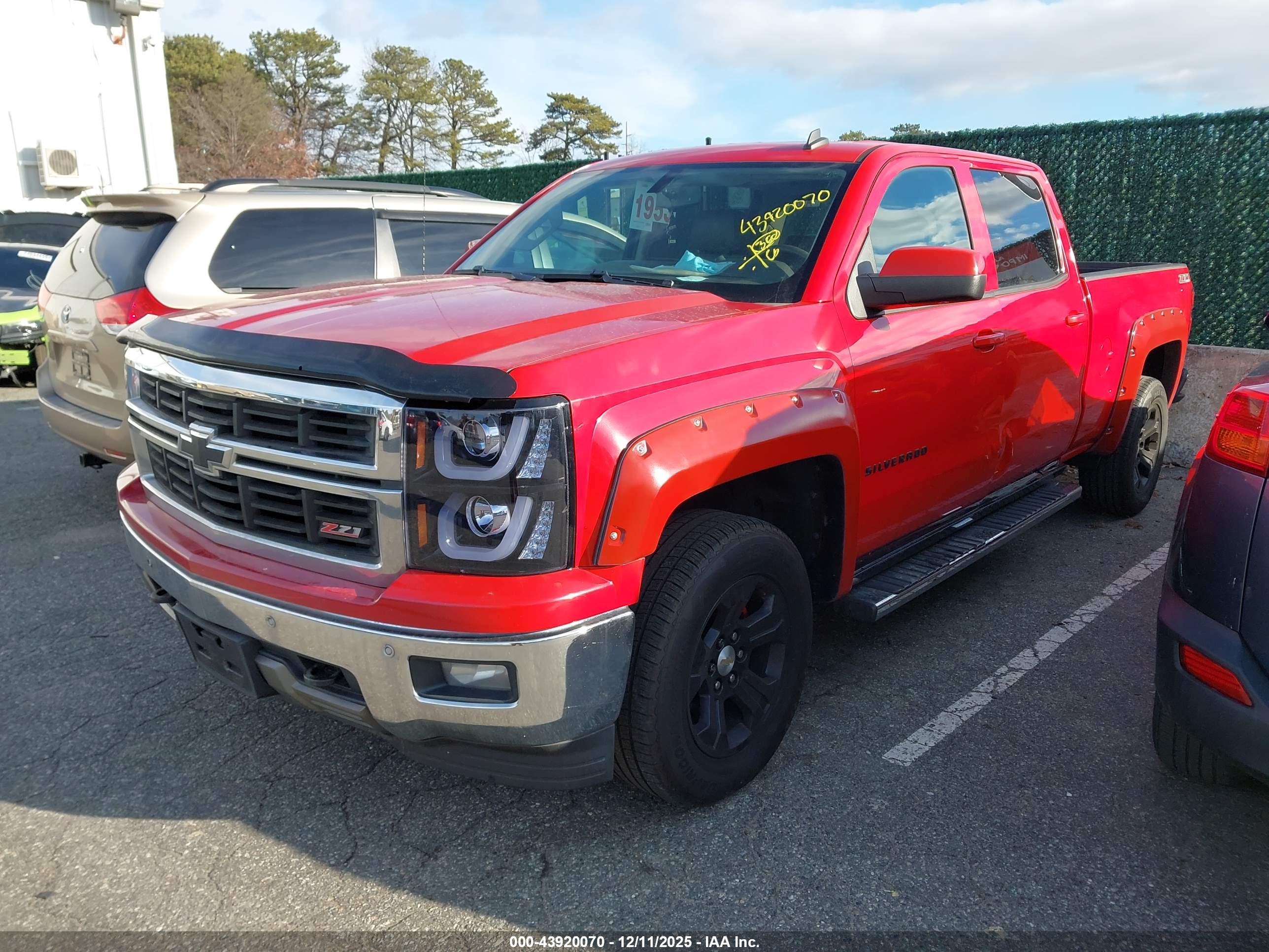 CHEVROLET SILVERADO image 2