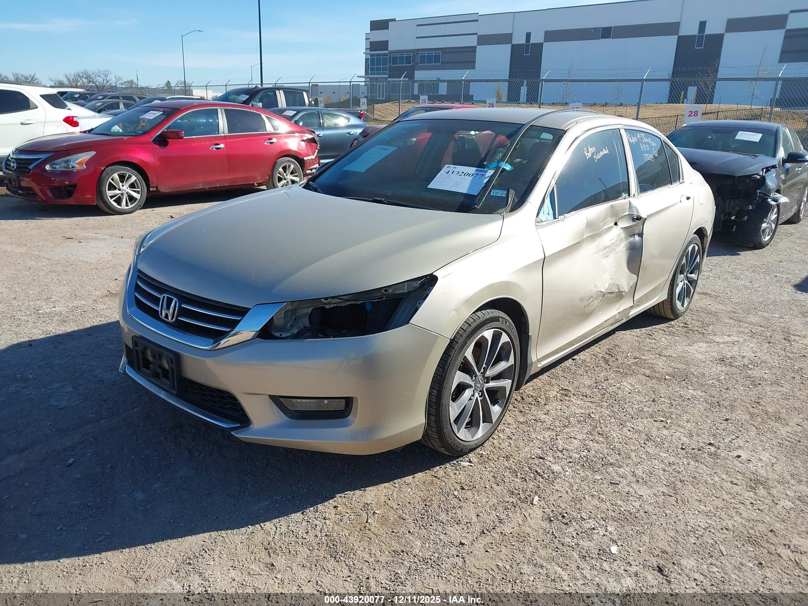 HONDA ACCORD image 2