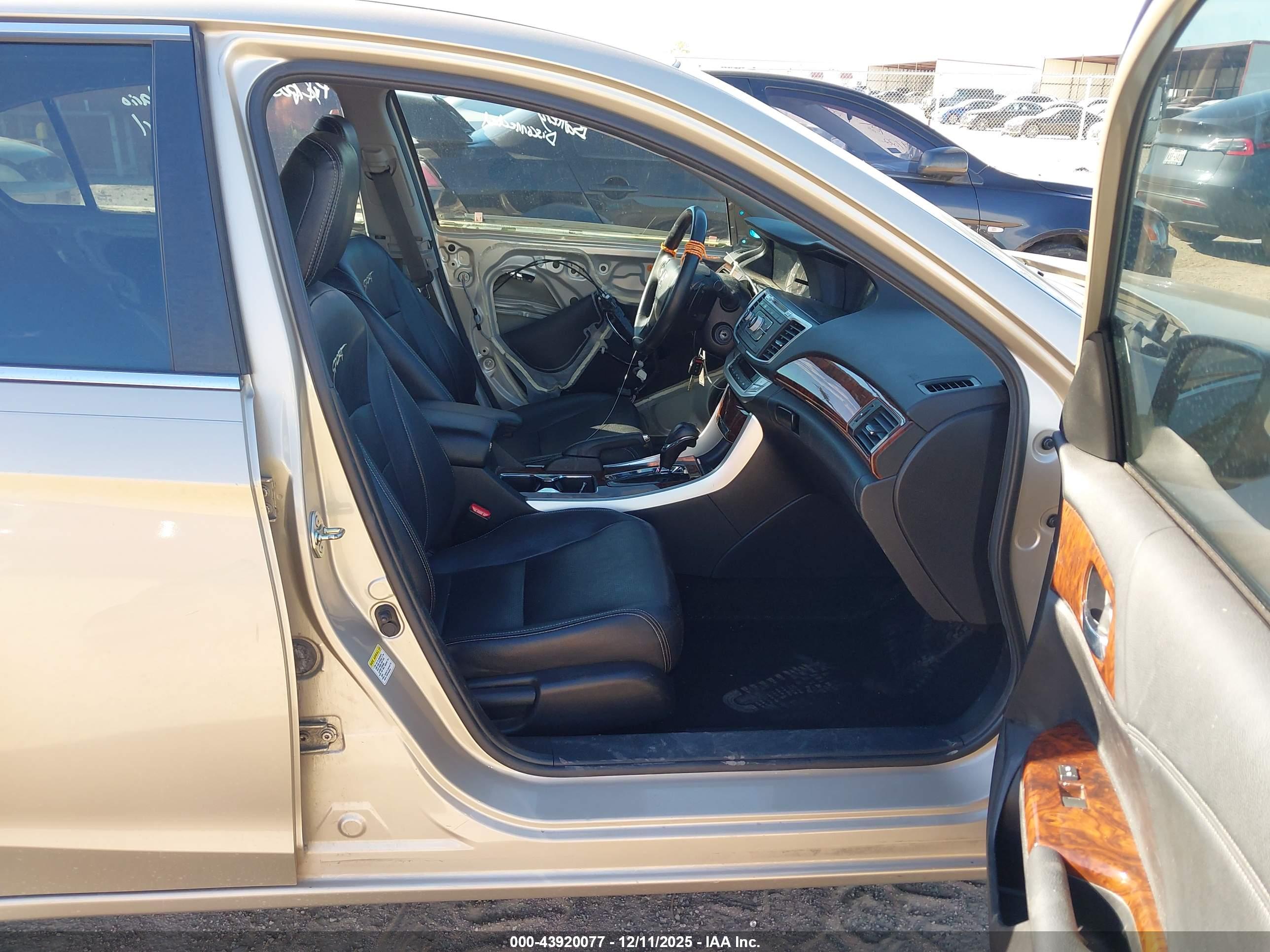 HONDA ACCORD image 5