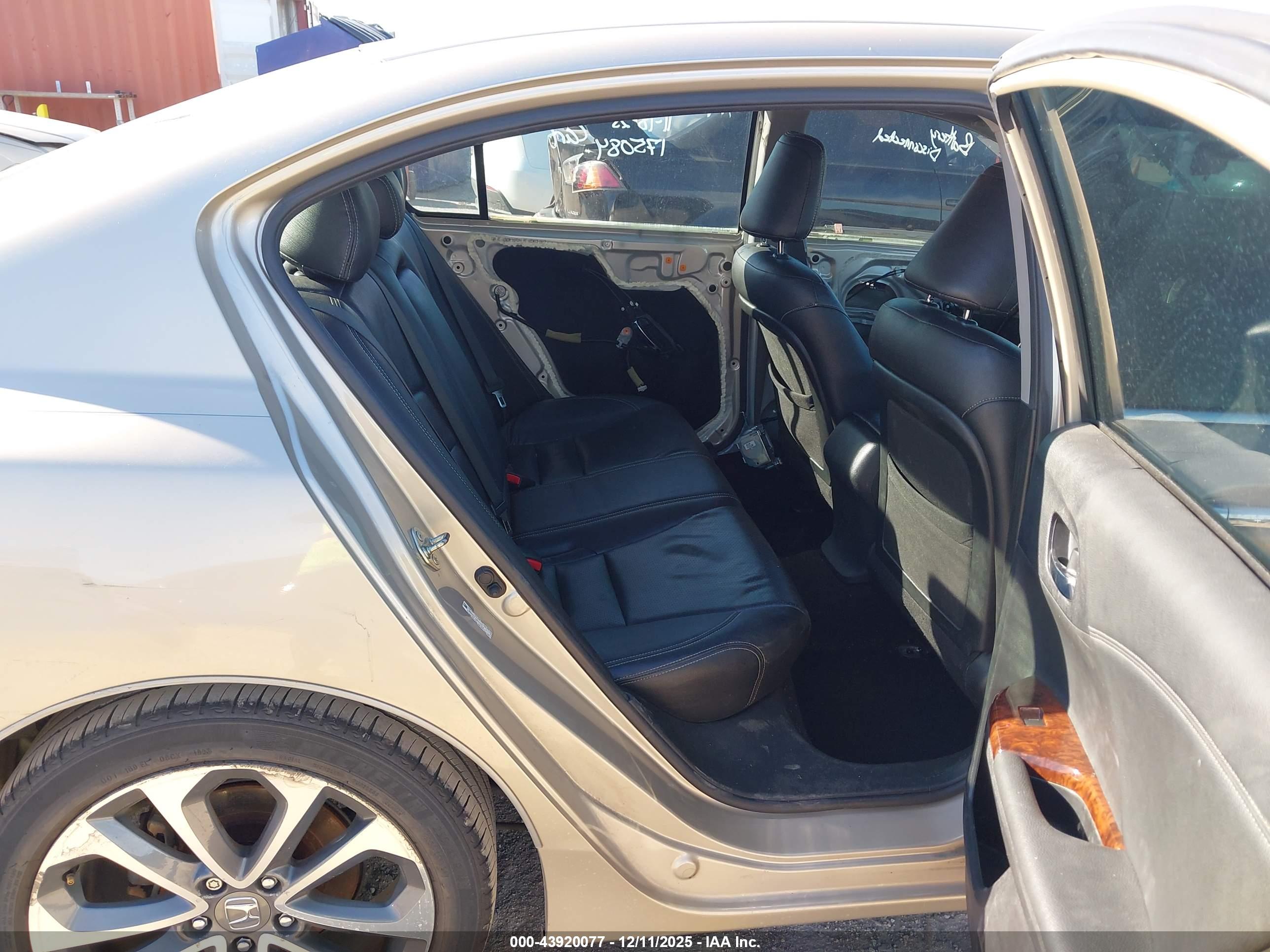 HONDA ACCORD image 8