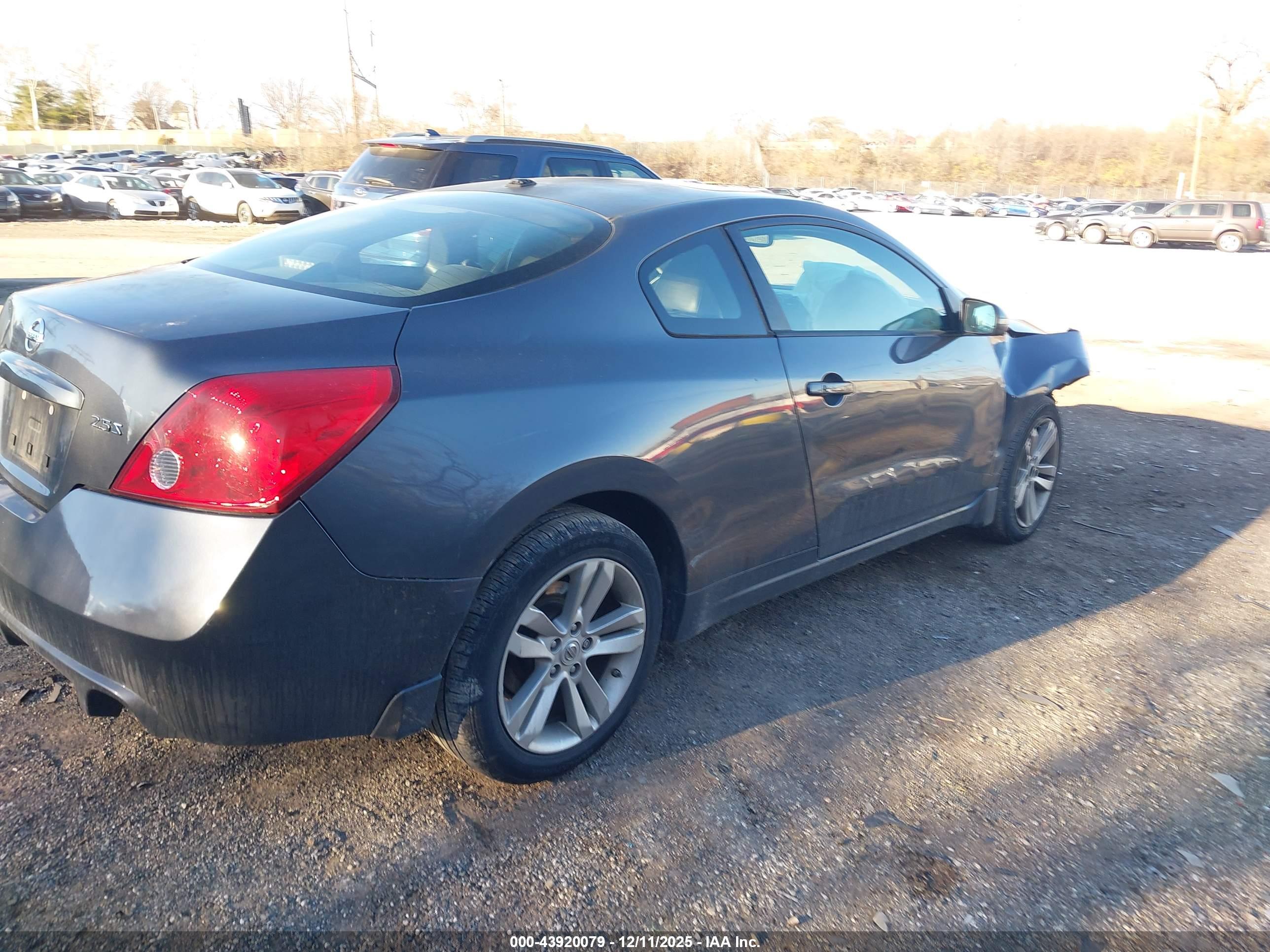 NISSAN ALTIMA image 4