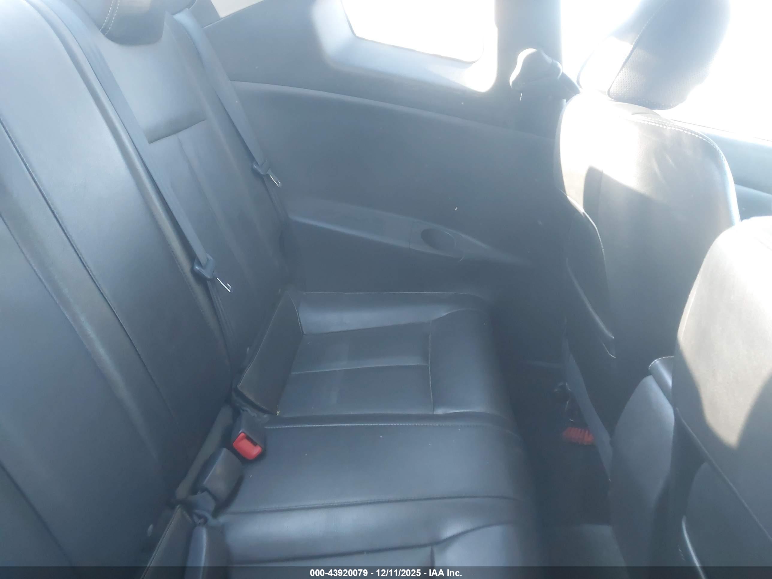 NISSAN ALTIMA image 8