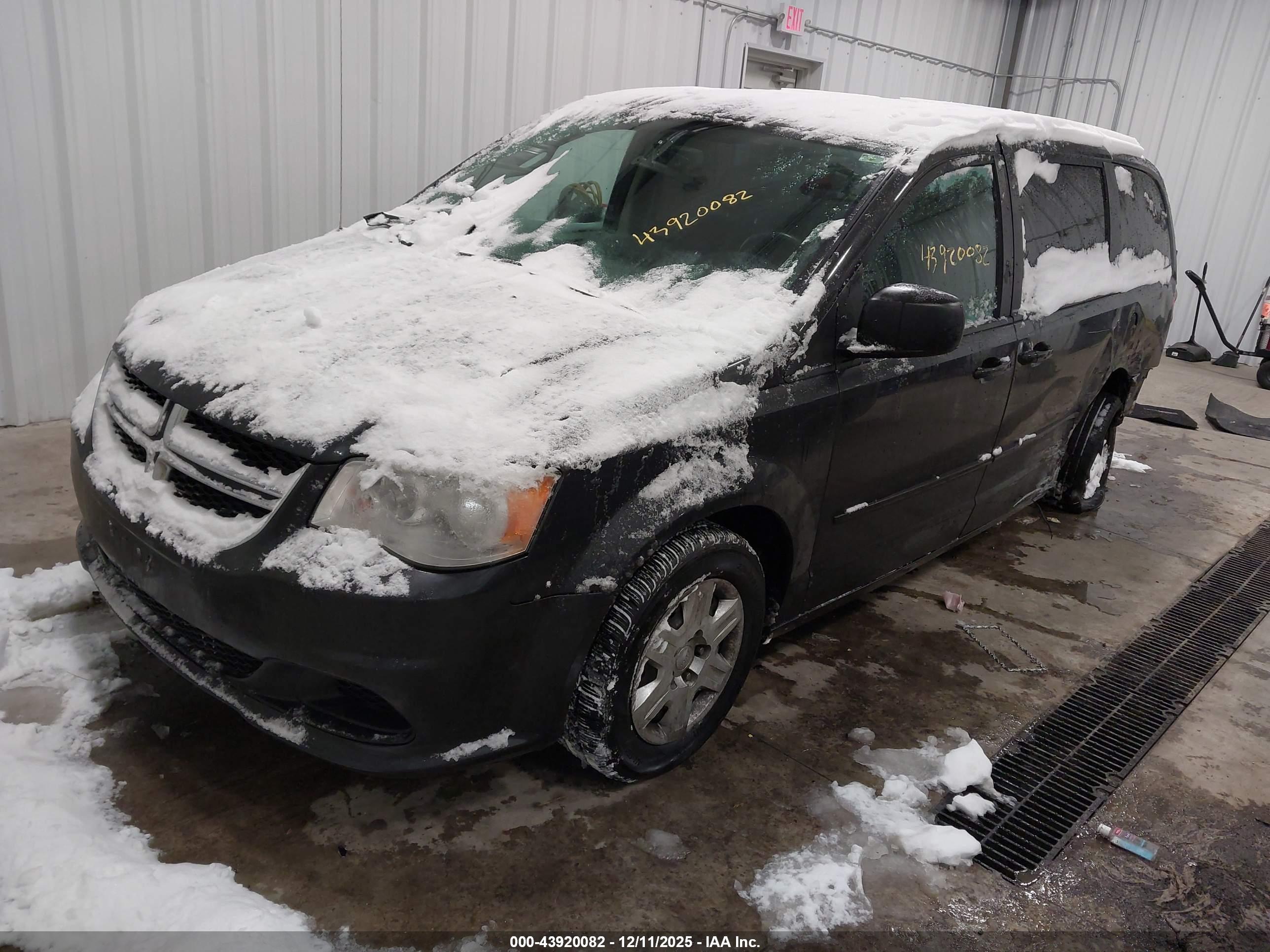 DODGE GRAND image 2