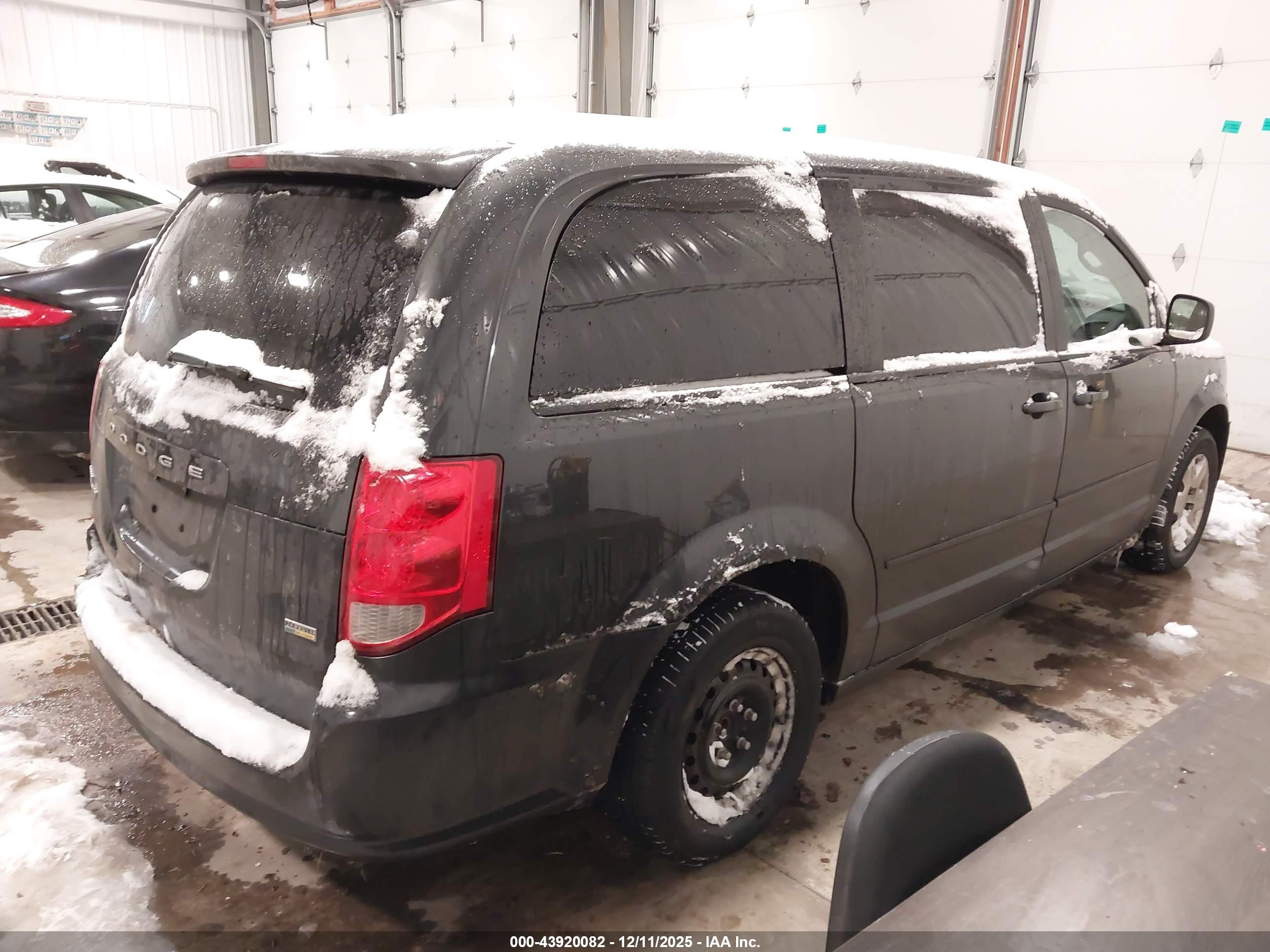 DODGE GRAND image 4