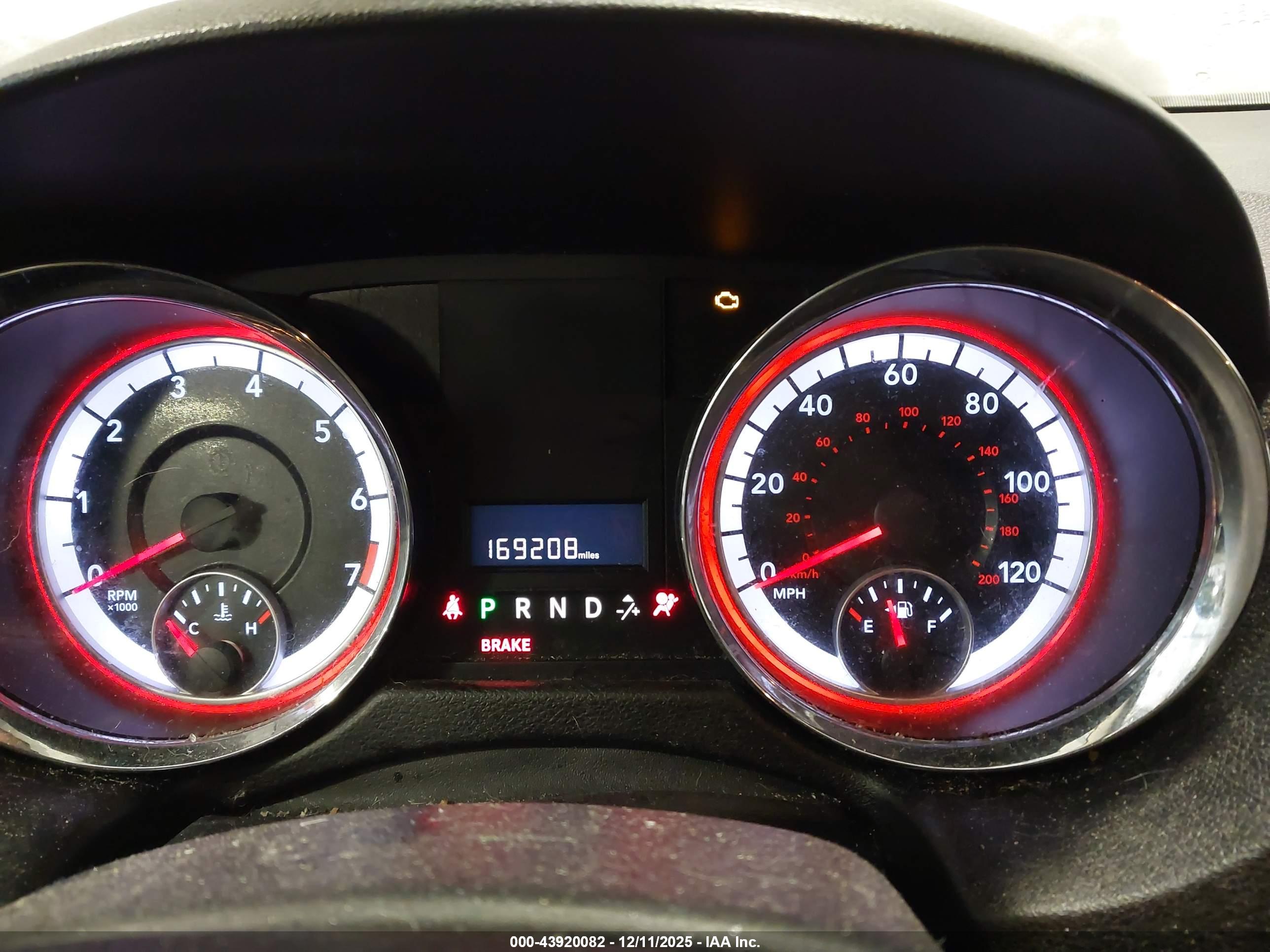 DODGE GRAND image 7