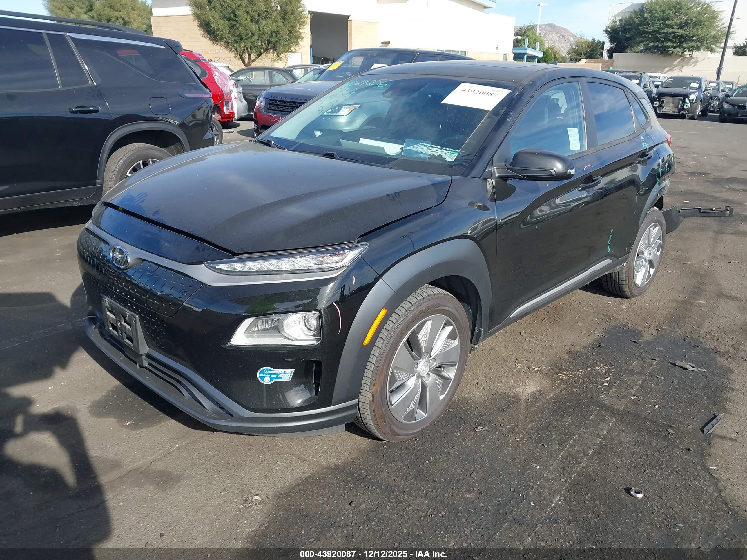 HYUNDAI KONA image 2