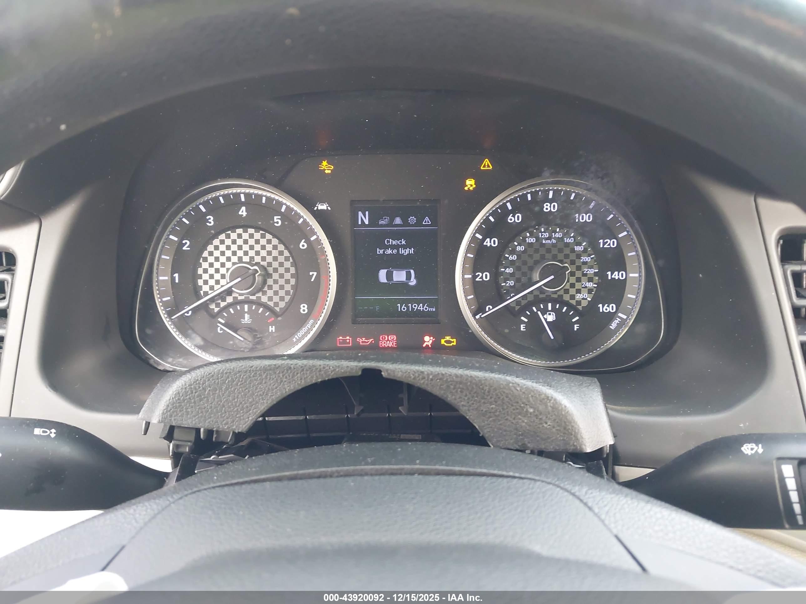 HYUNDAI ELANTRA image 7