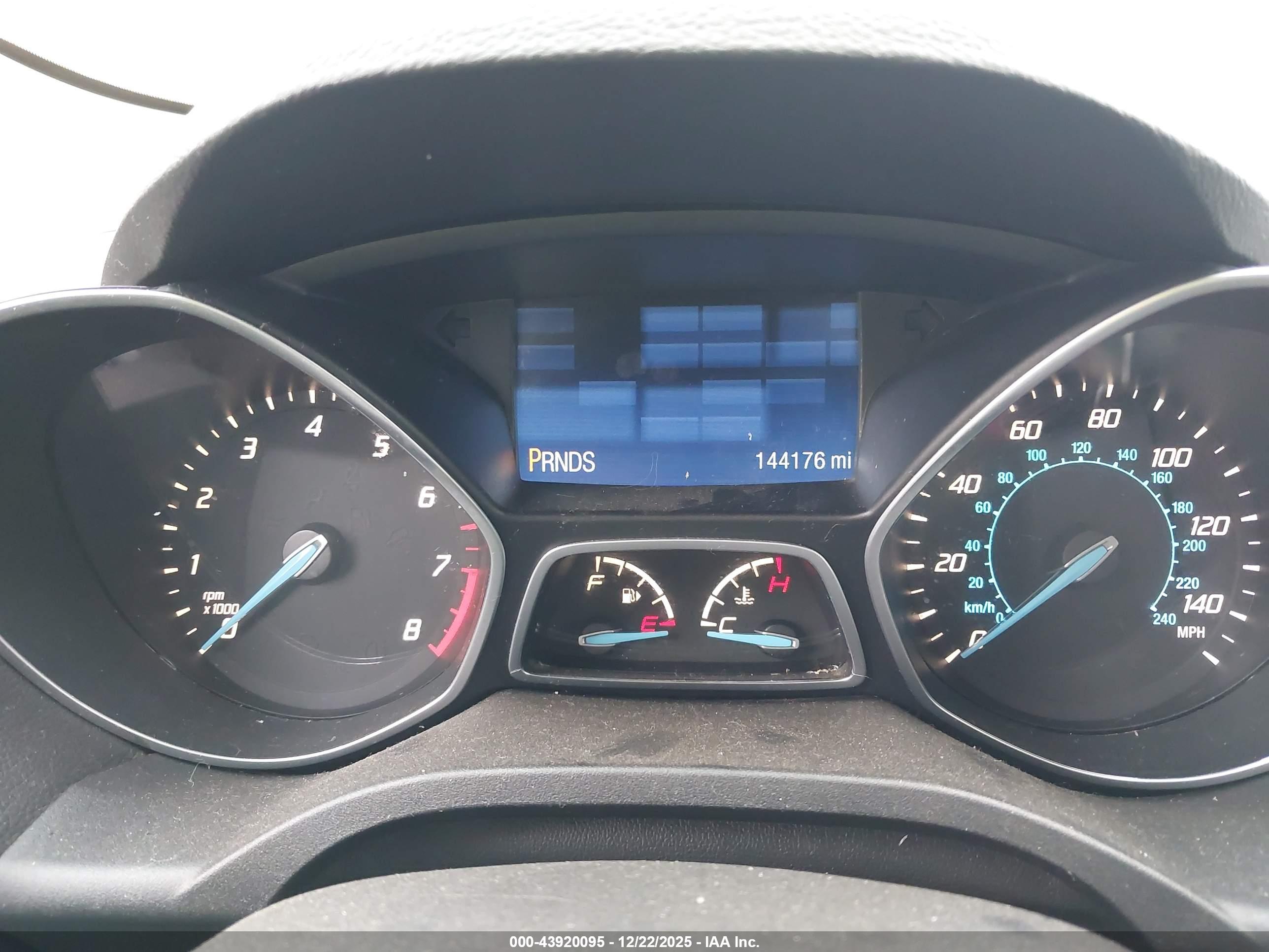 FORD ESCAPE image 7