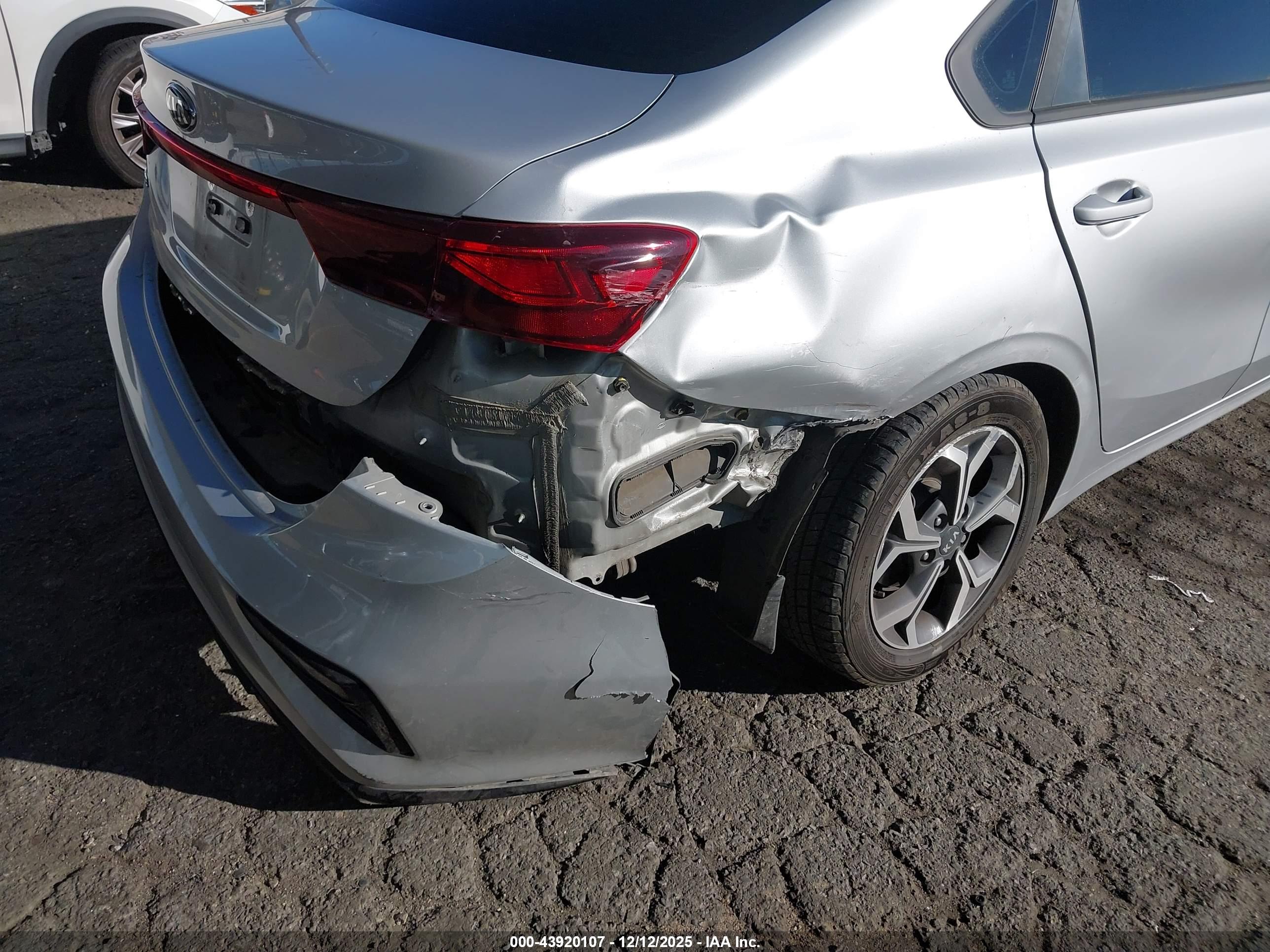 KIA FORTE image 6