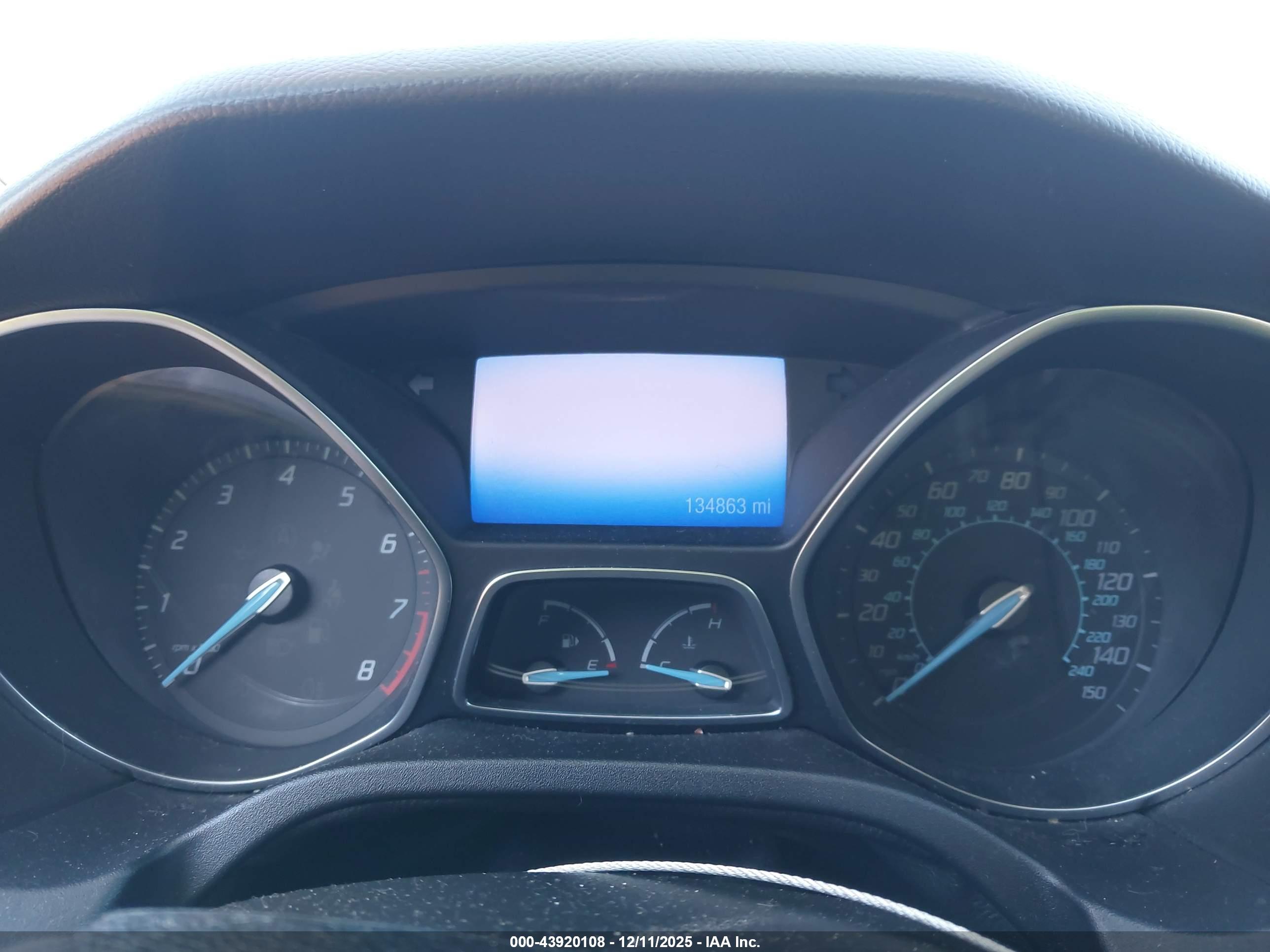 FORD FOCUS image 7