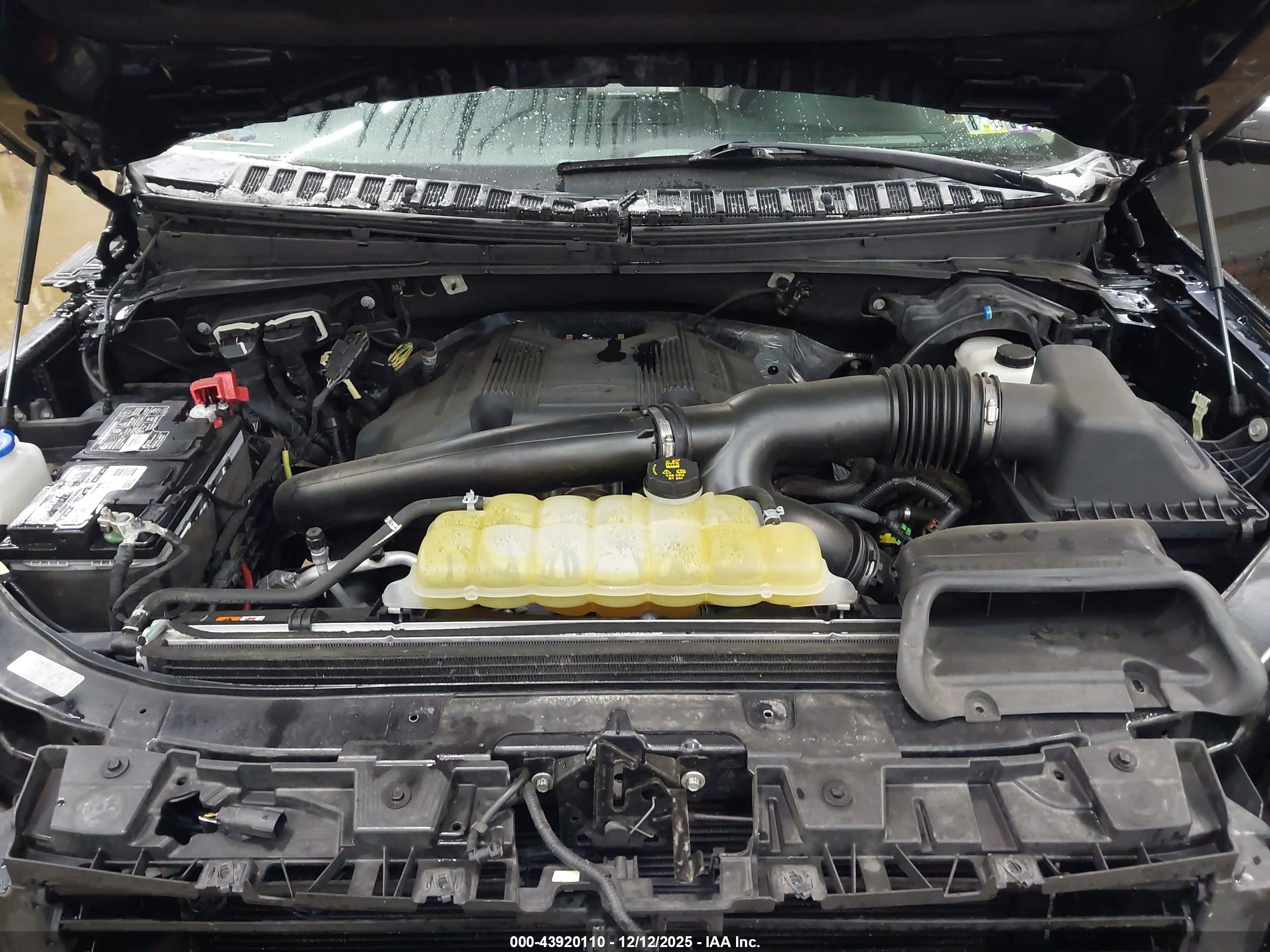 FORD EXPEDITION image 10