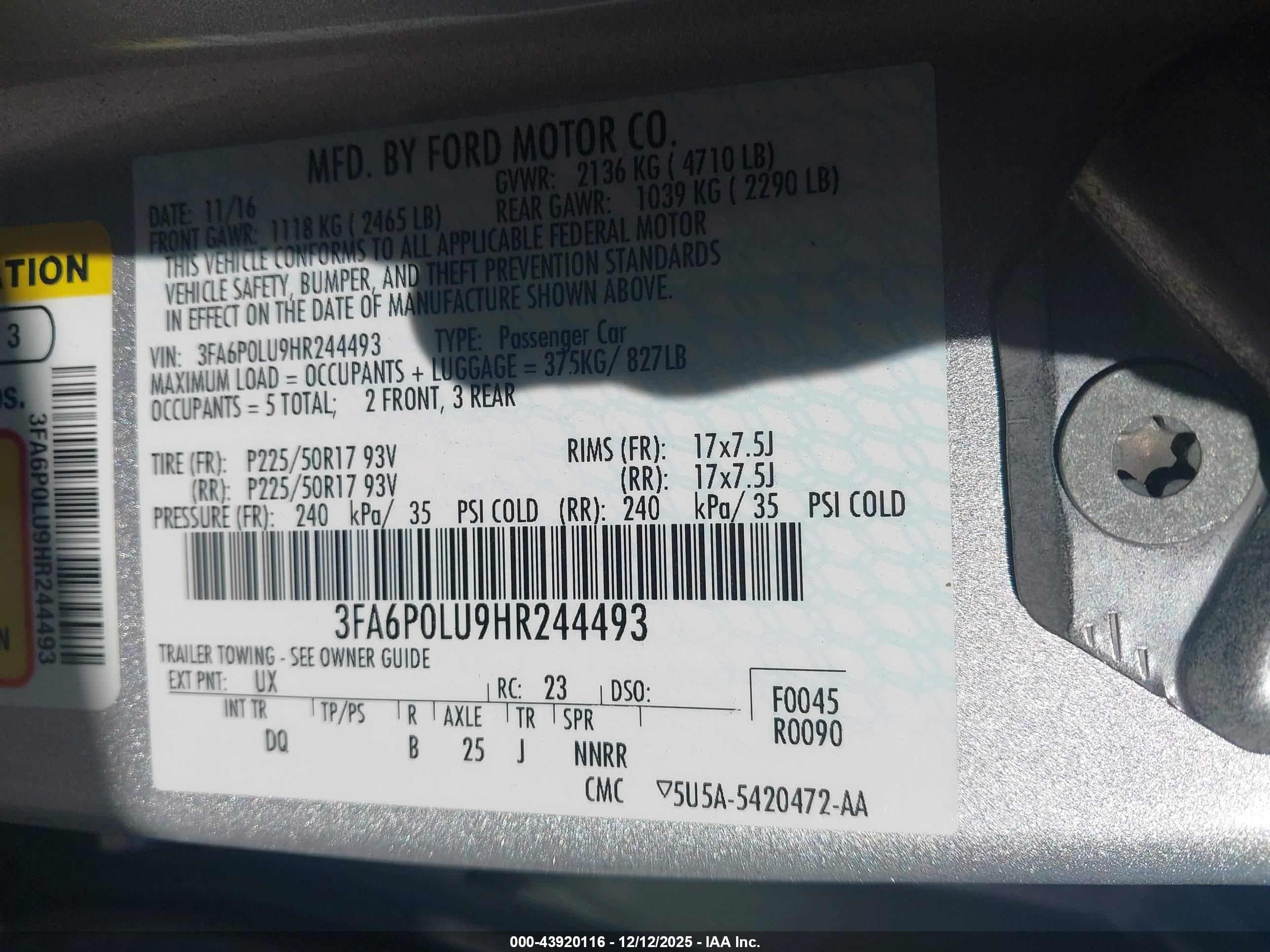 FORD FUSION image 9