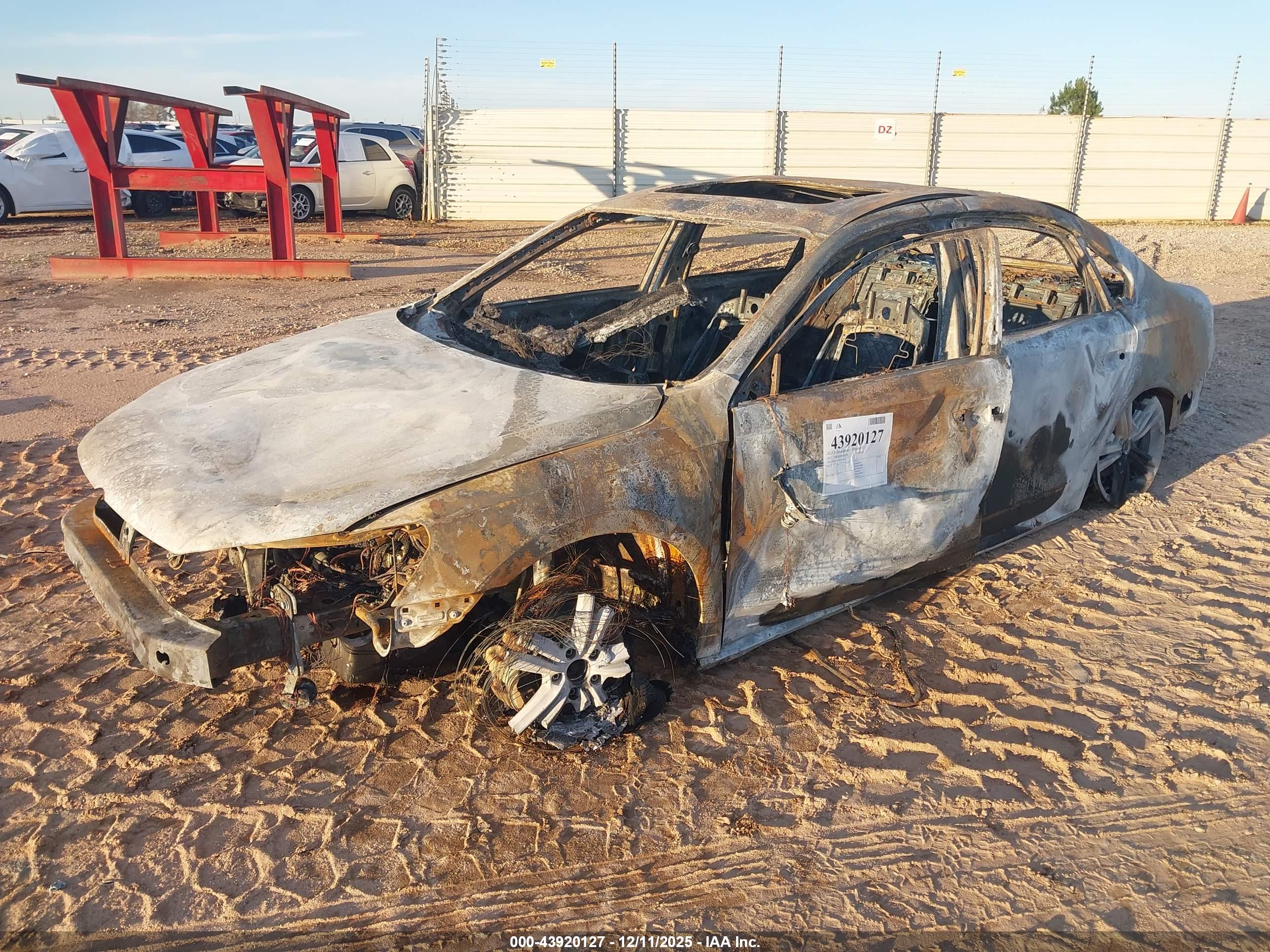 VOLKSWAGEN PASSAT image 2