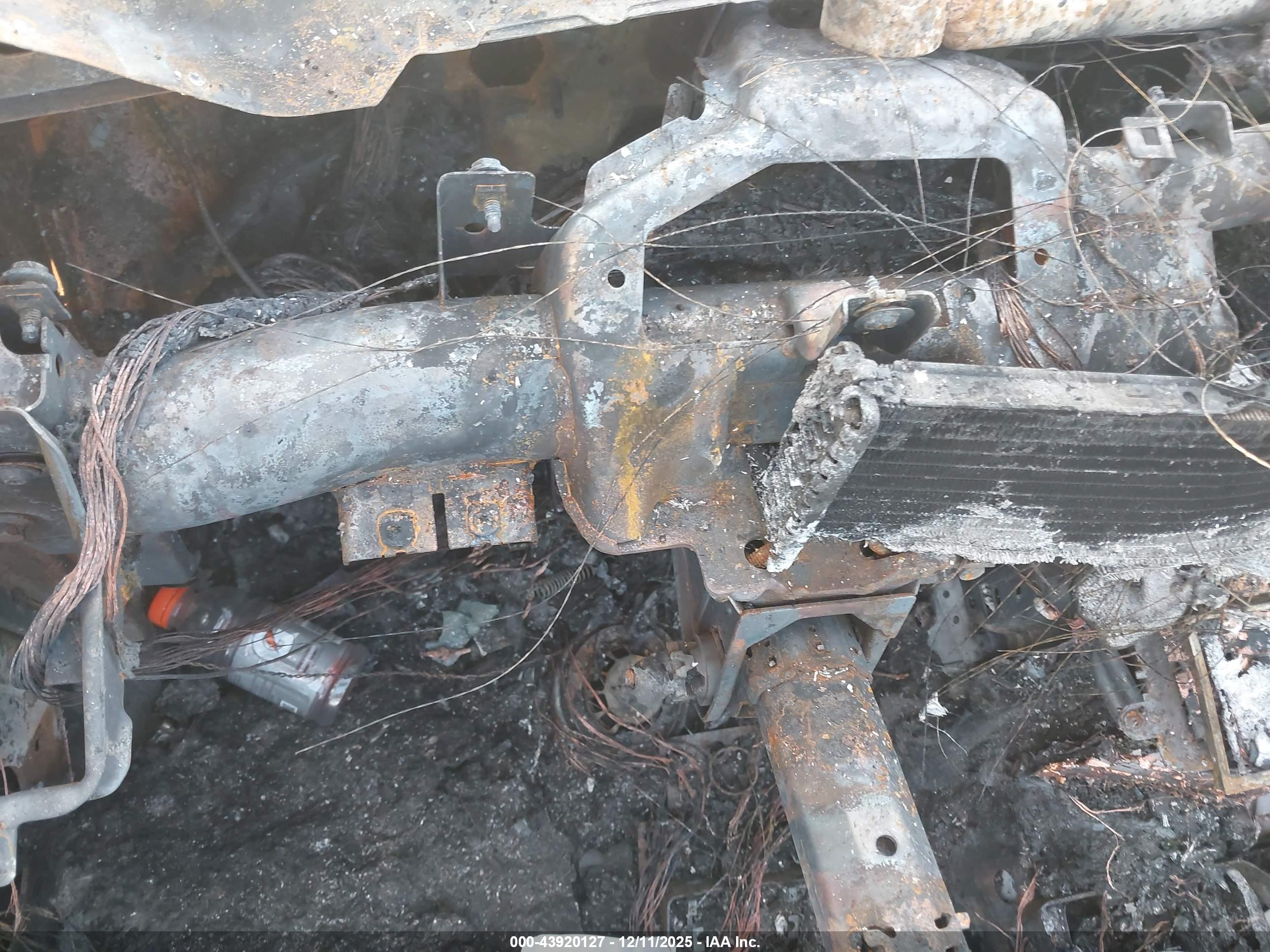VOLKSWAGEN PASSAT image 7