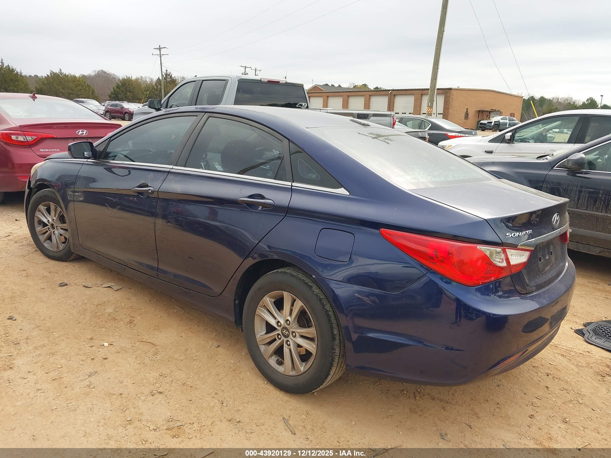 HYUNDAI SONATA image 3